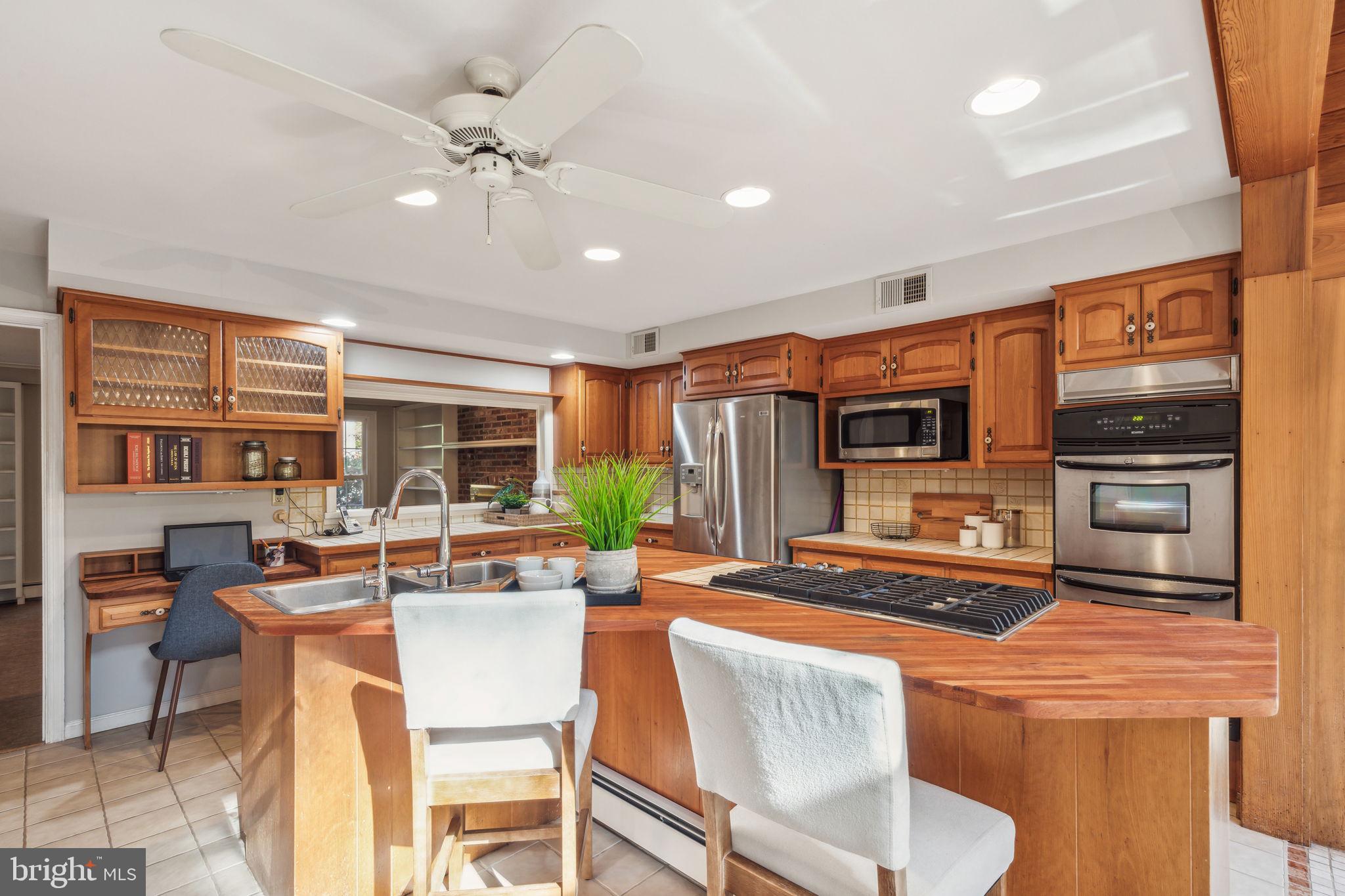 VALLEY FORGE MTN - Residential