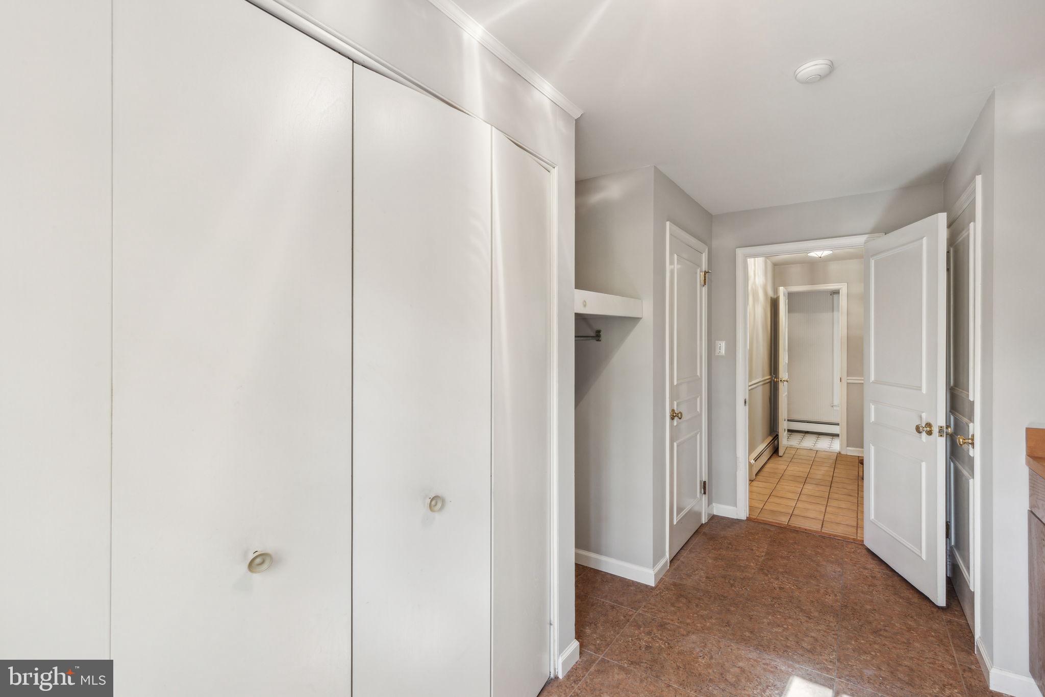 VALLEY FORGE MTN - Residential