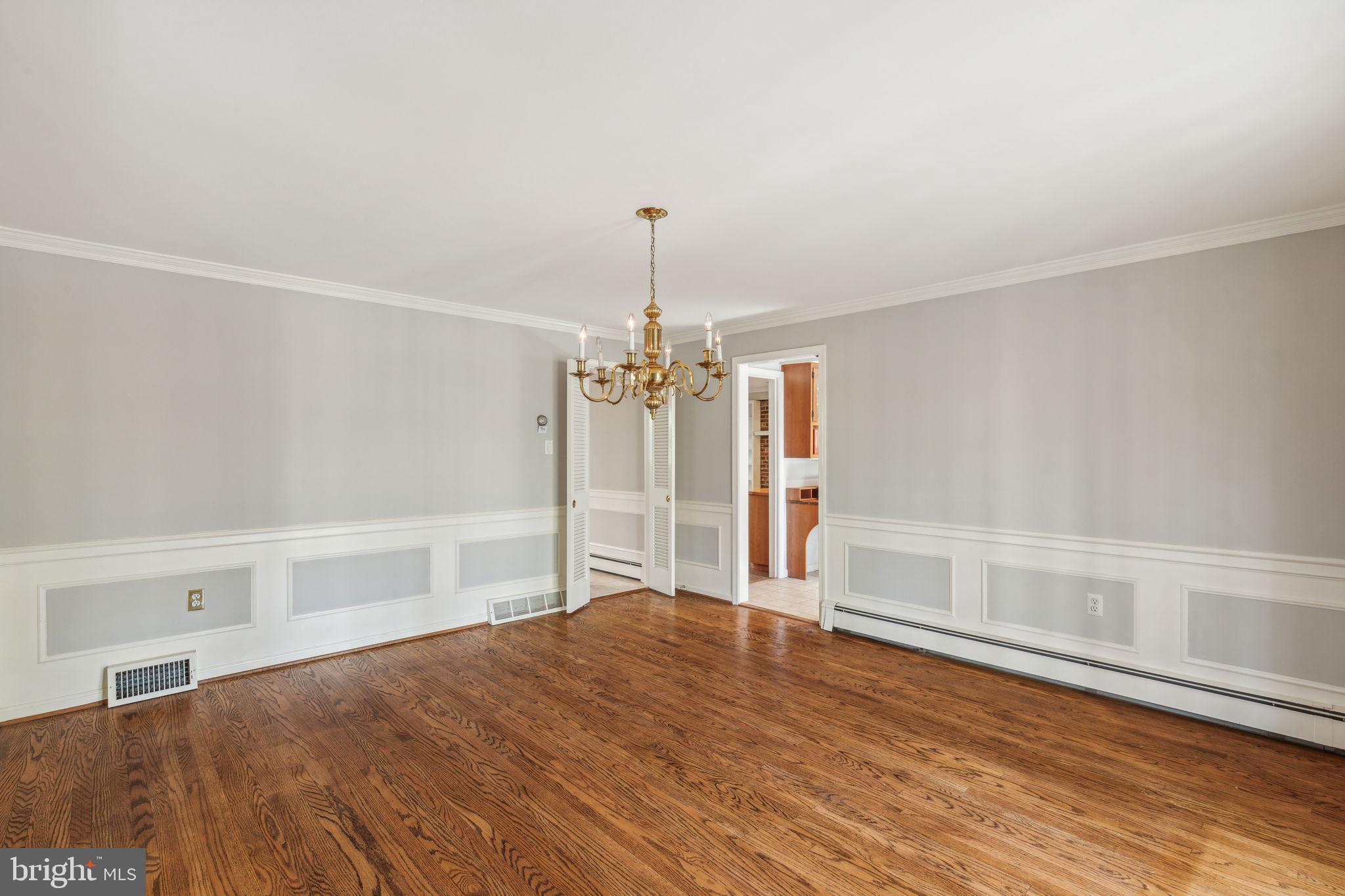 VALLEY FORGE MTN - Residential