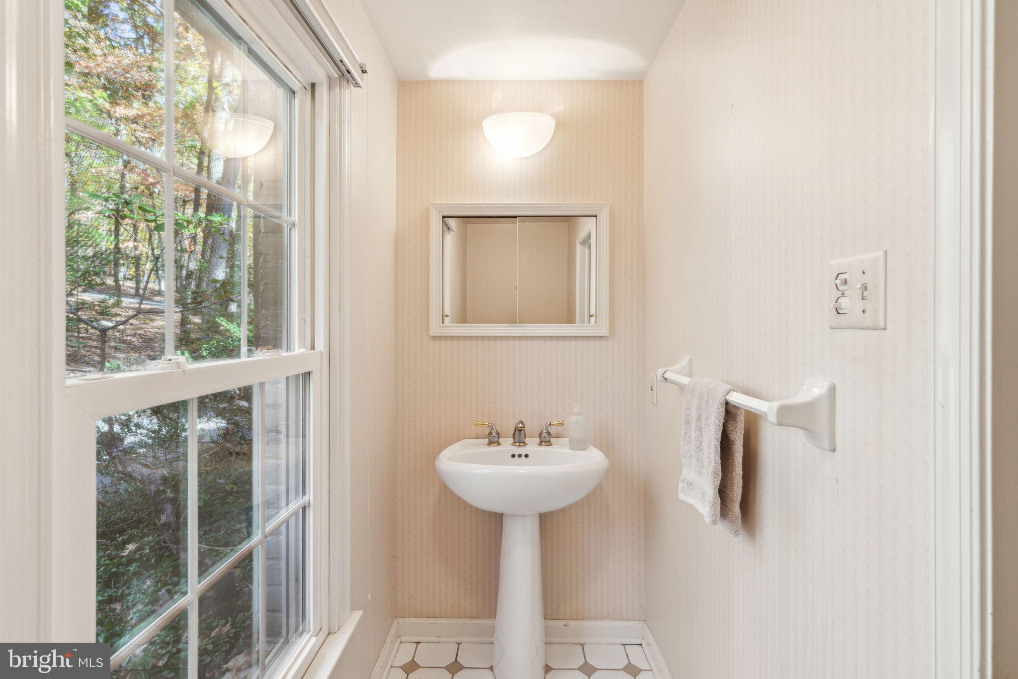 VALLEY FORGE MTN - Residential