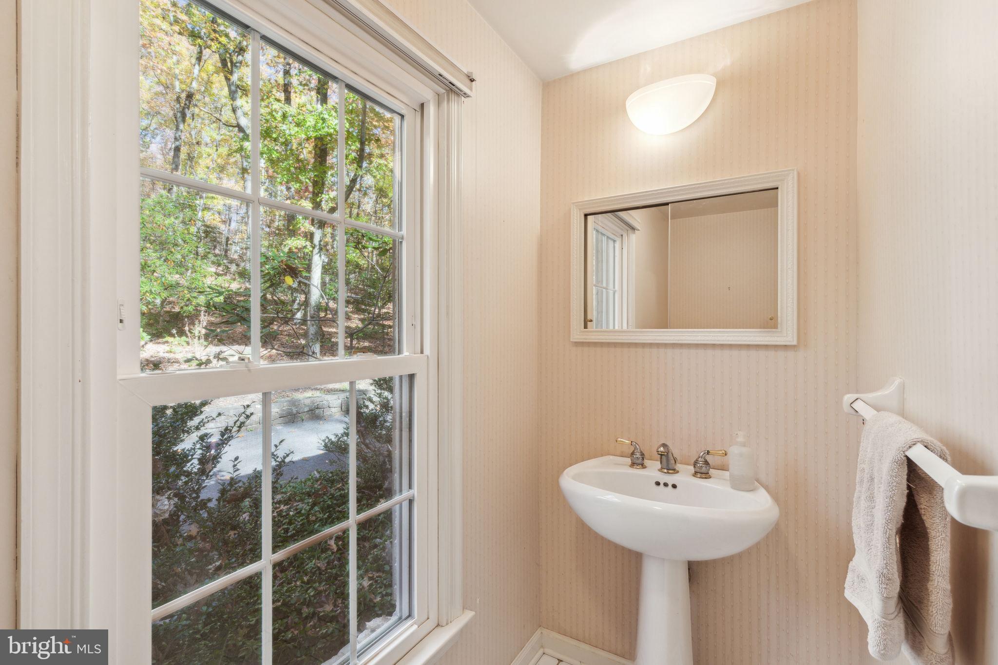 VALLEY FORGE MTN - Residential