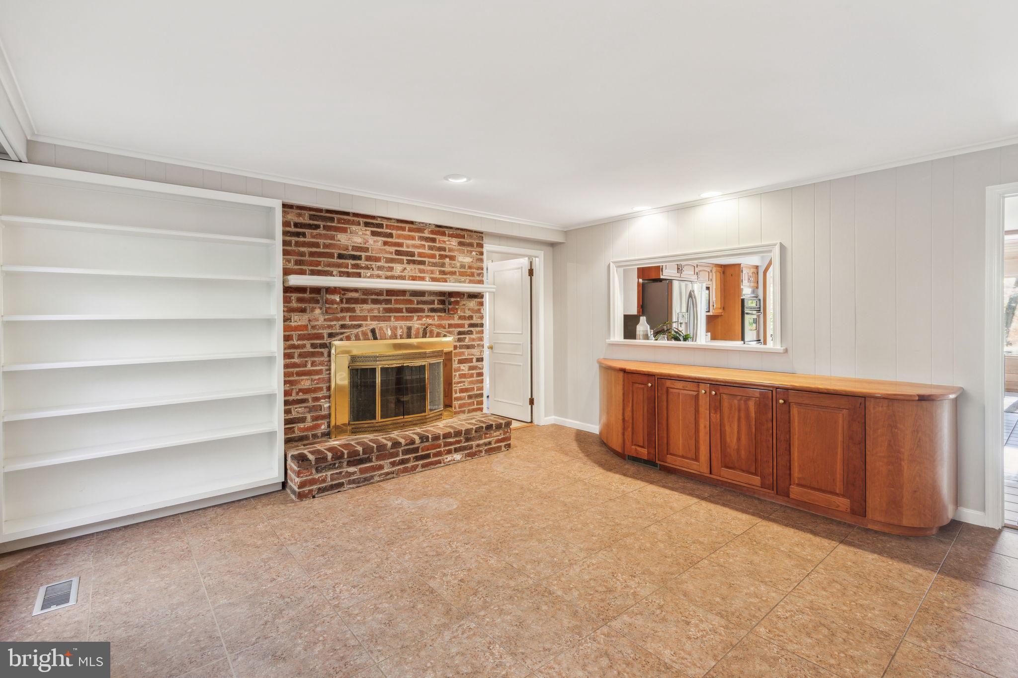 VALLEY FORGE MTN - Residential