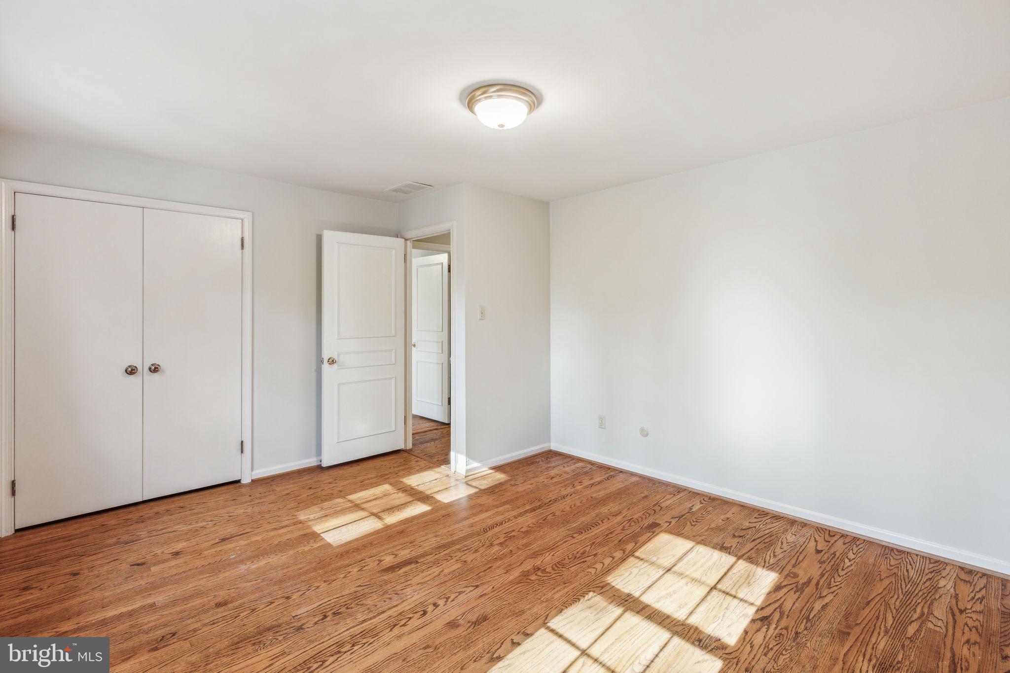 VALLEY FORGE MTN - Residential