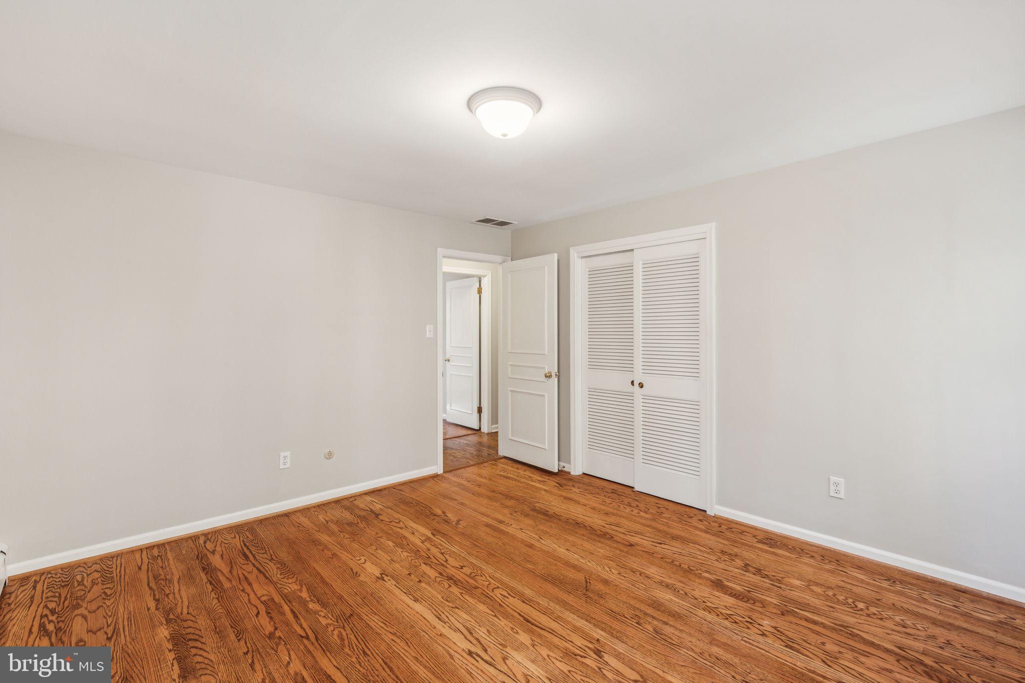 VALLEY FORGE MTN - Residential