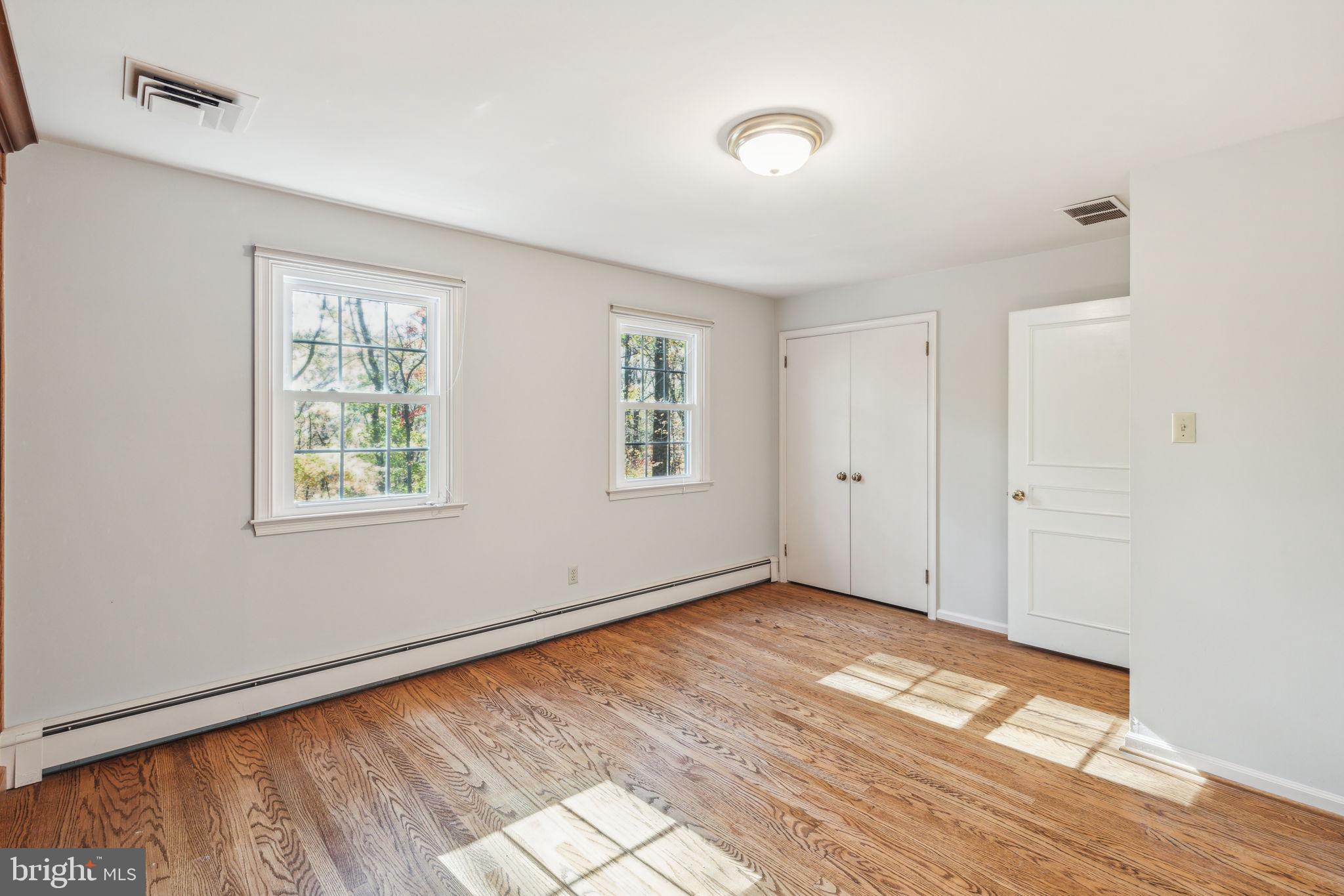 VALLEY FORGE MTN - Residential