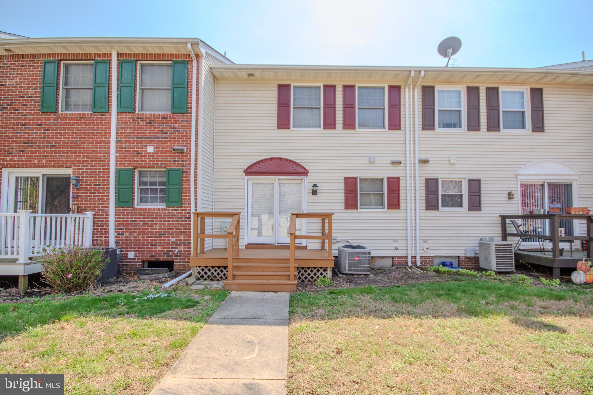 TAMARAC VILLAGE - Residential