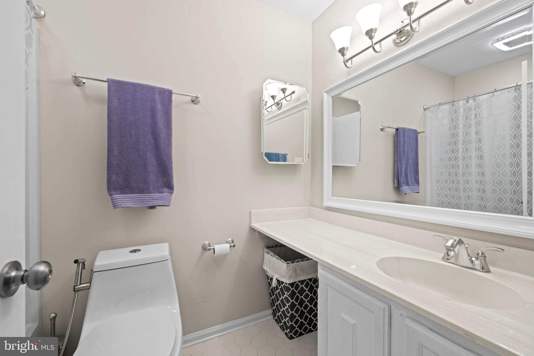 GERMANTOWN VIEW - Residential Lease