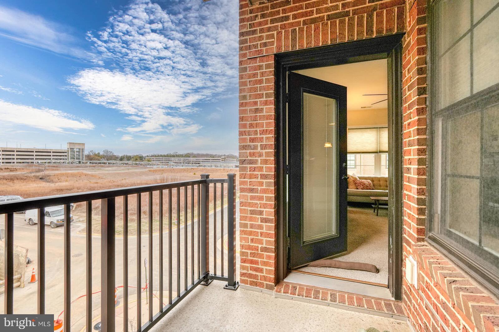 FLATS AT METROWEST - Residential