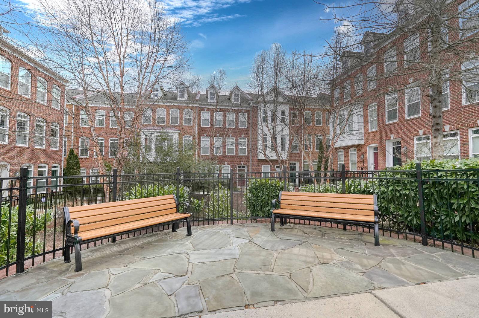 FLATS AT METROWEST - Residential