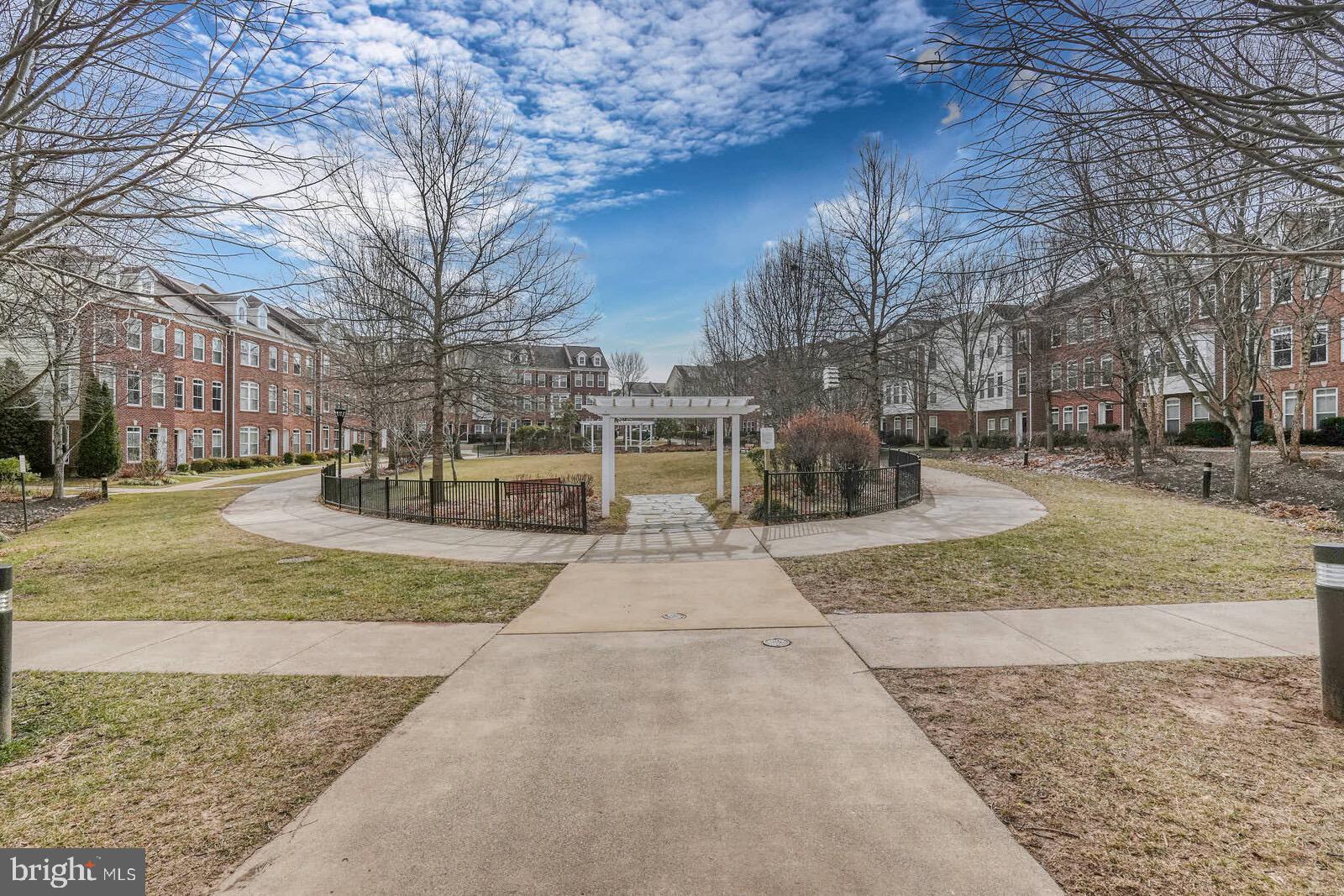 FLATS AT METROWEST - Residential