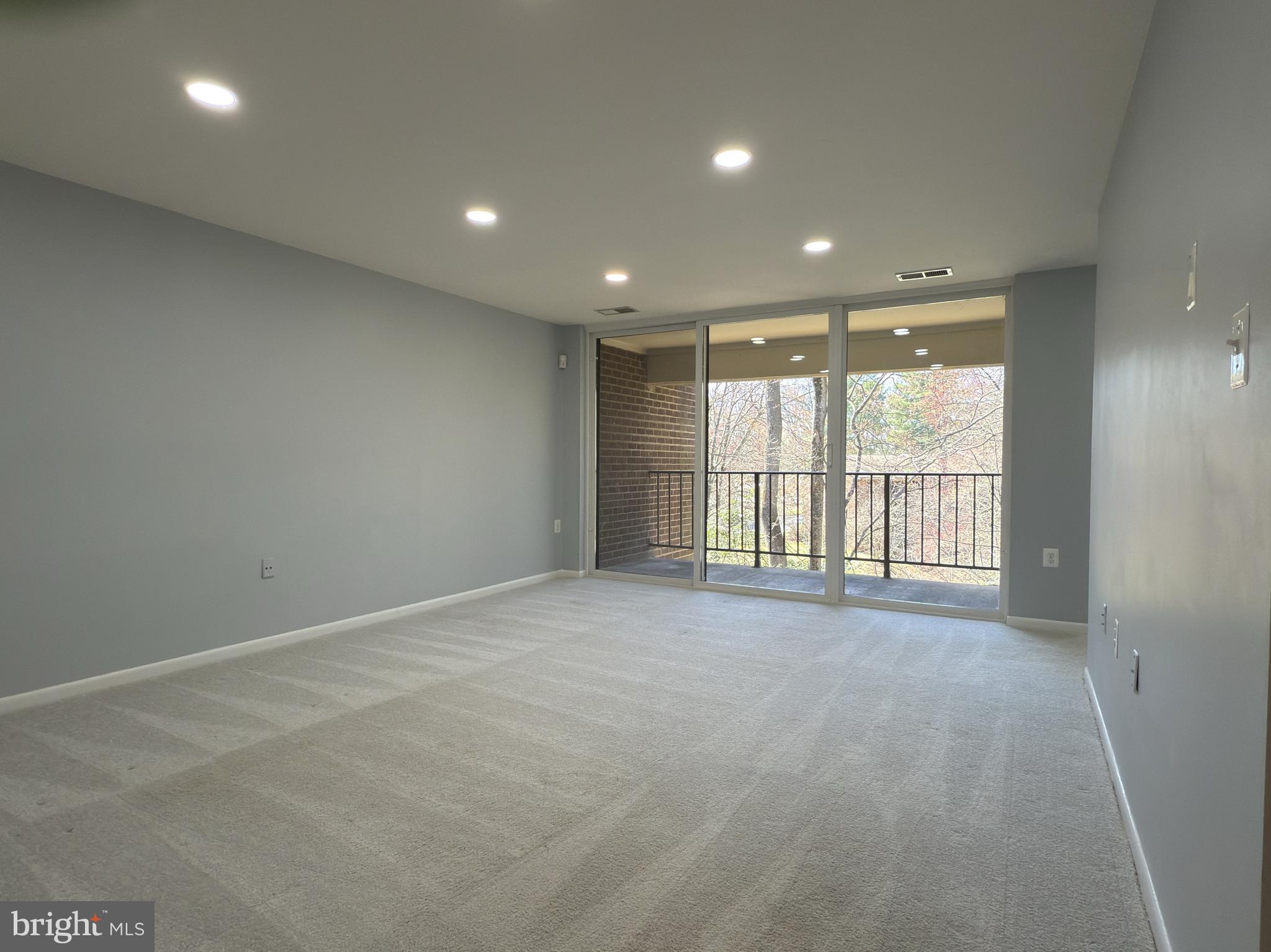 NORTHGATE CONDO - Residential