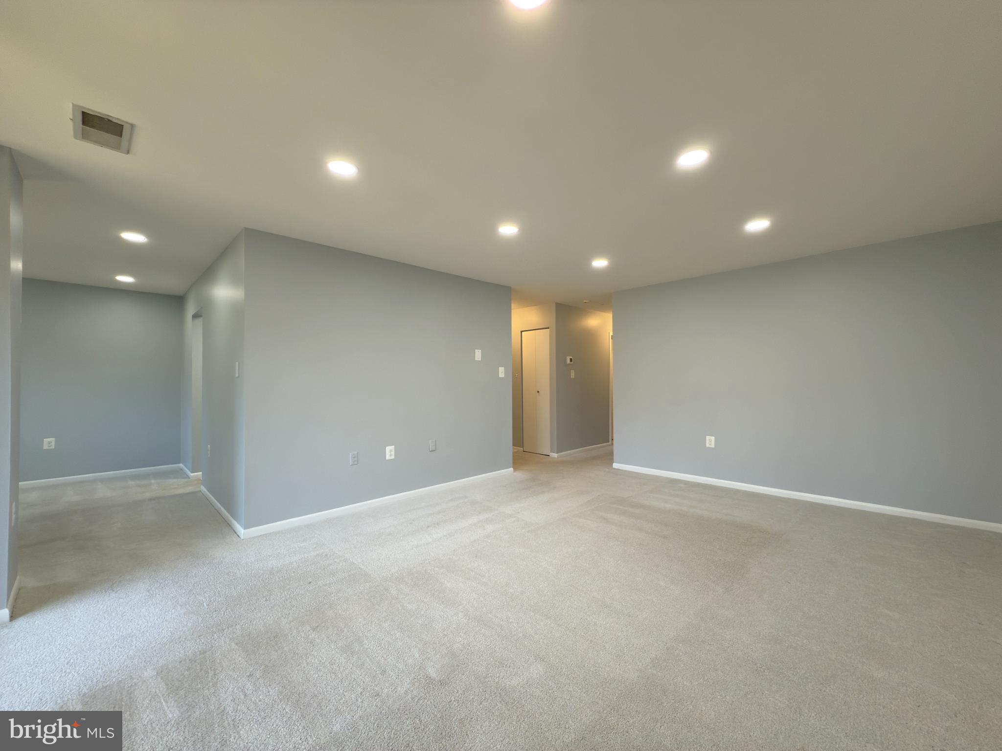 NORTHGATE CONDO - Residential