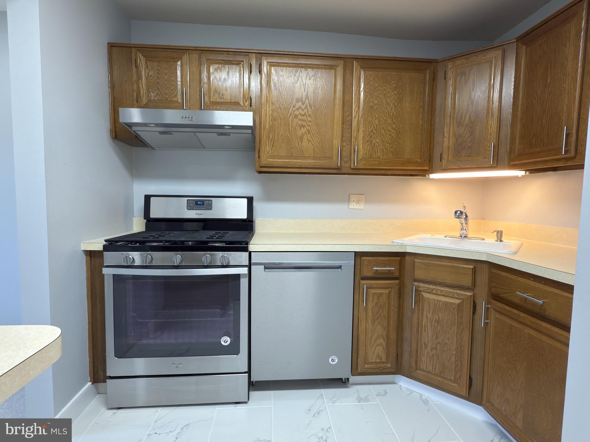 NORTHGATE CONDO - Residential