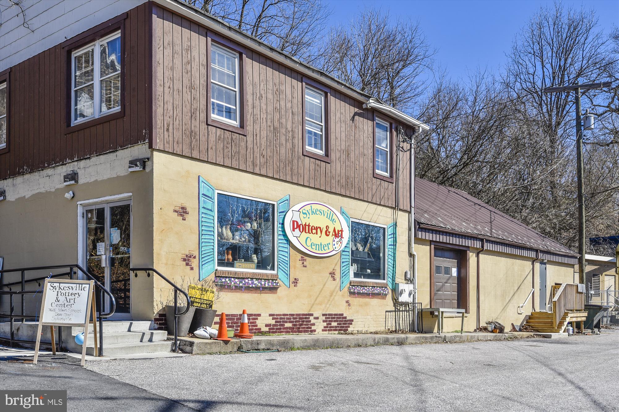 RAINCLIFFE CENTER - Residential