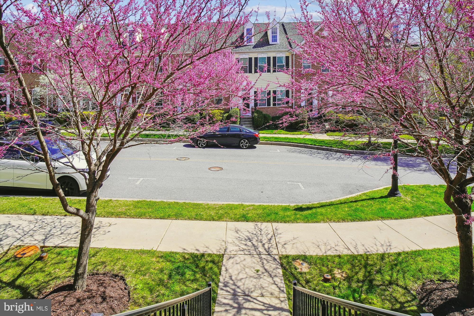 RAINCLIFFE CENTER - Residential