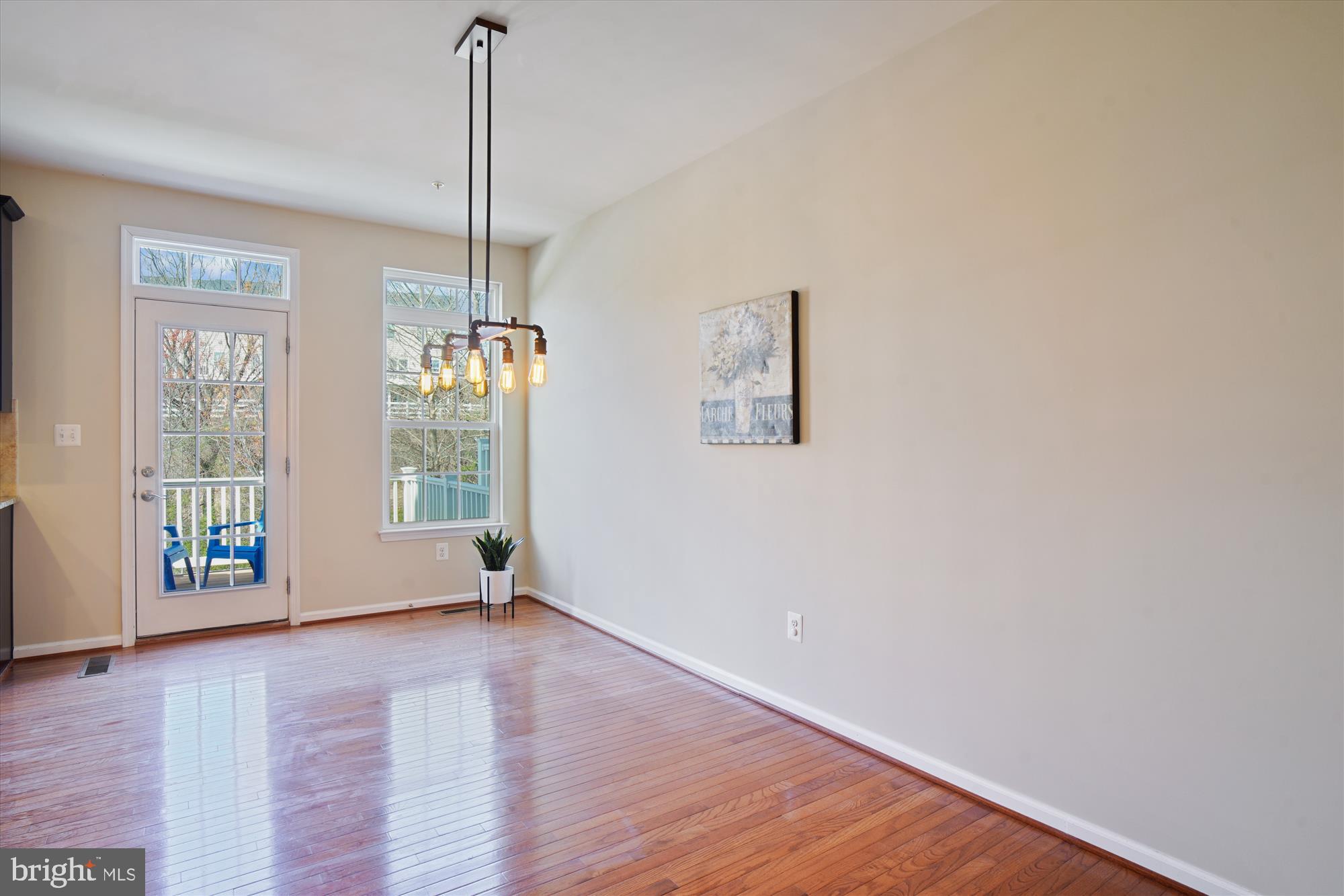 RAINCLIFFE CENTER - Residential