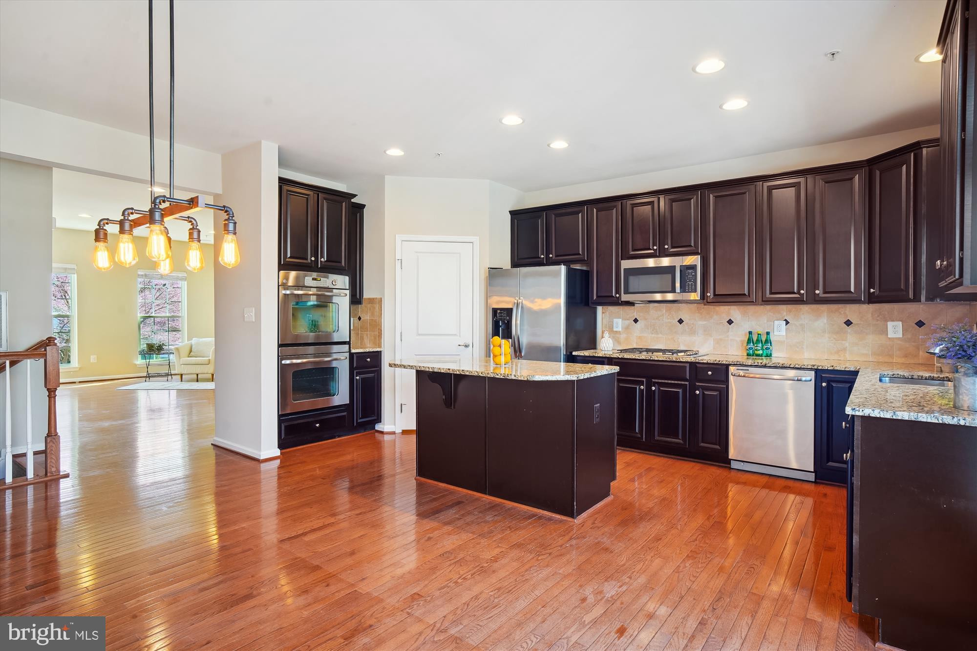 RAINCLIFFE CENTER - Residential