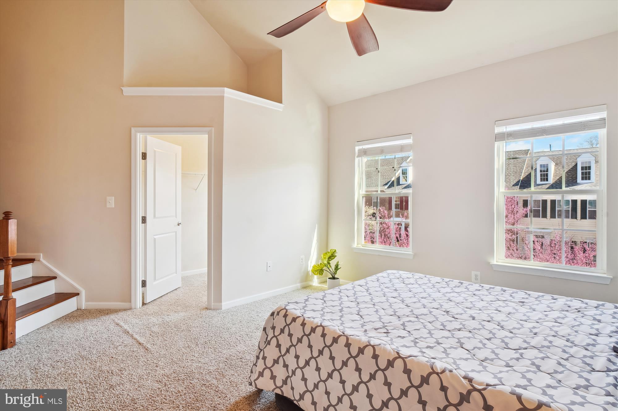 RAINCLIFFE CENTER - Residential