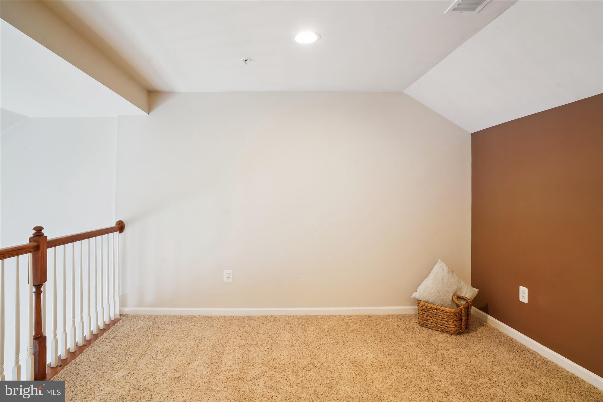 RAINCLIFFE CENTER - Residential