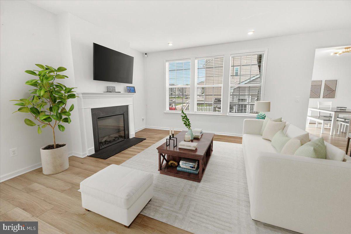 HUNTFIELD - Residential