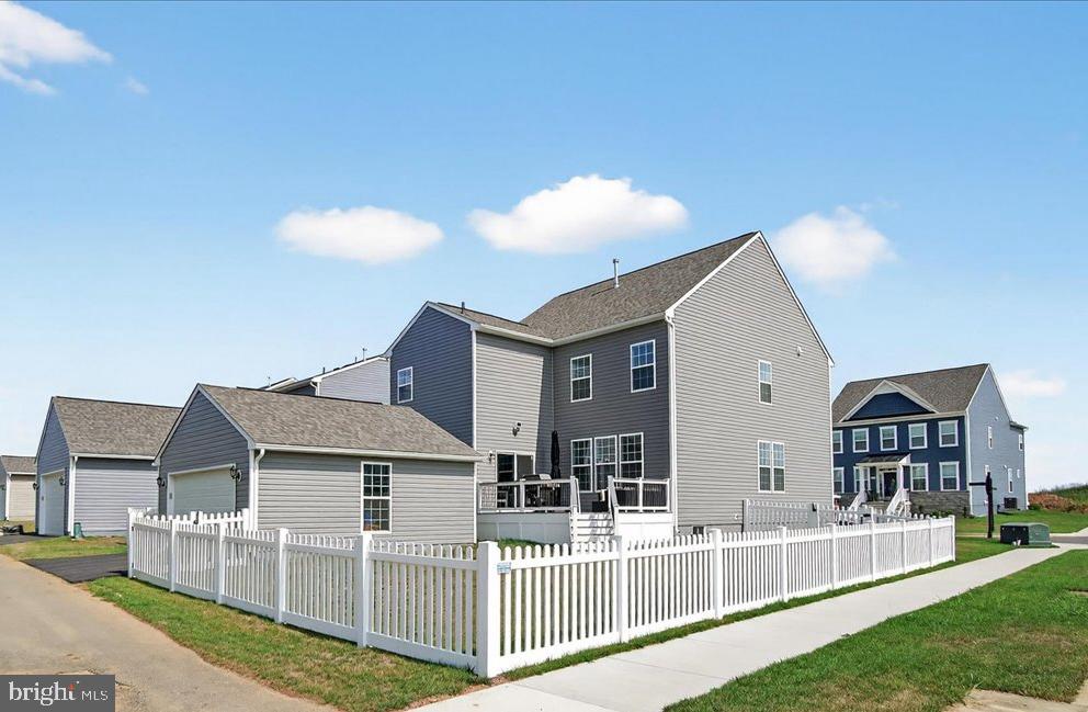 HUNTFIELD - Residential