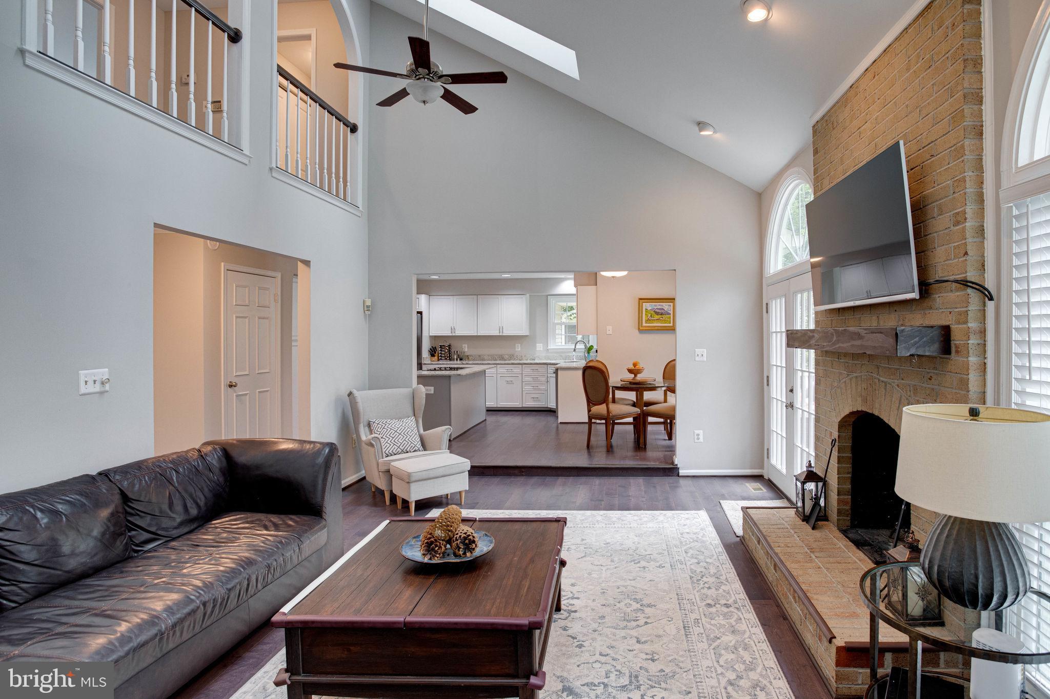 OAKTON MILL ESTATES - Residential