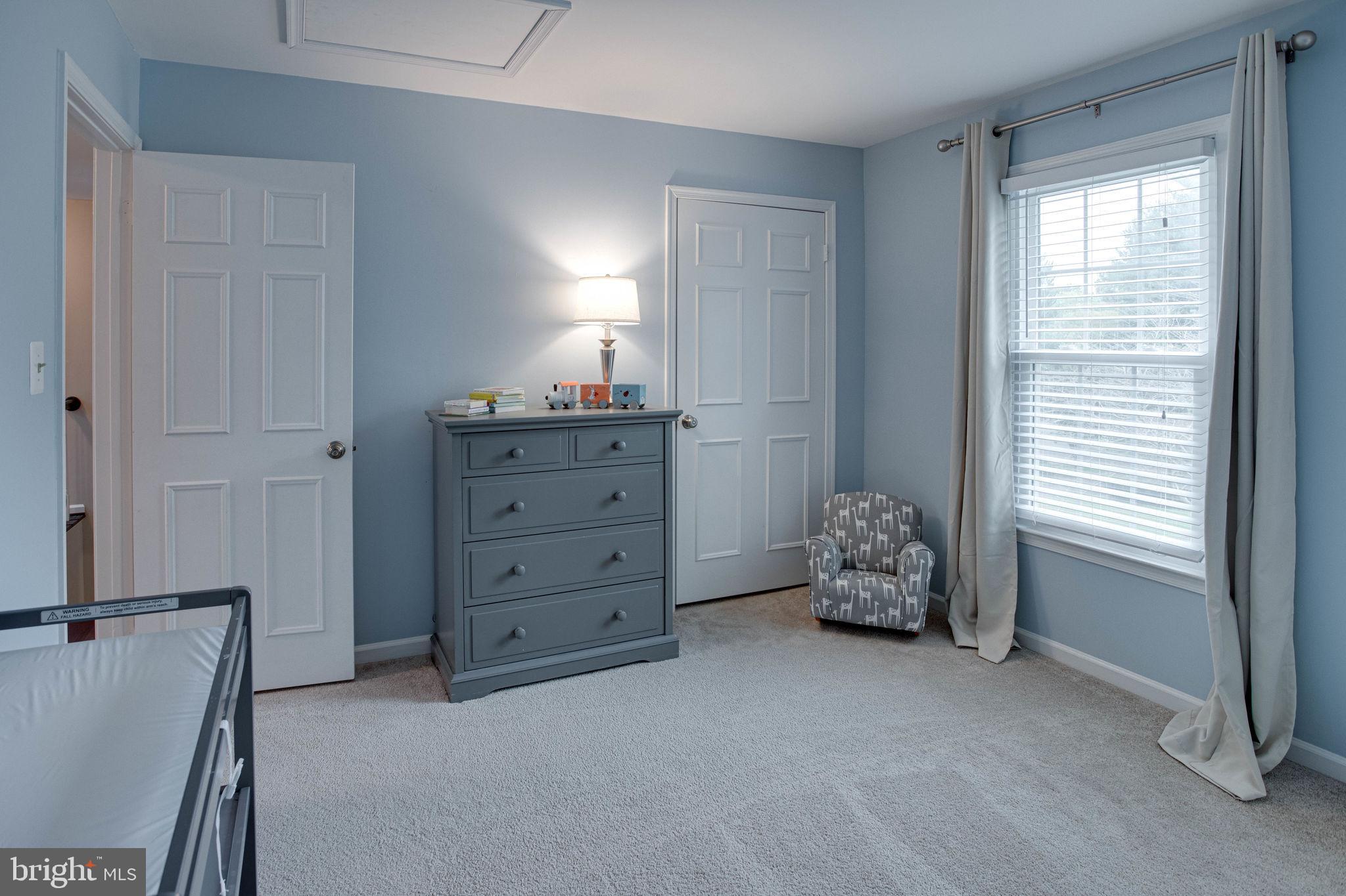 OAKTON MILL ESTATES - Residential