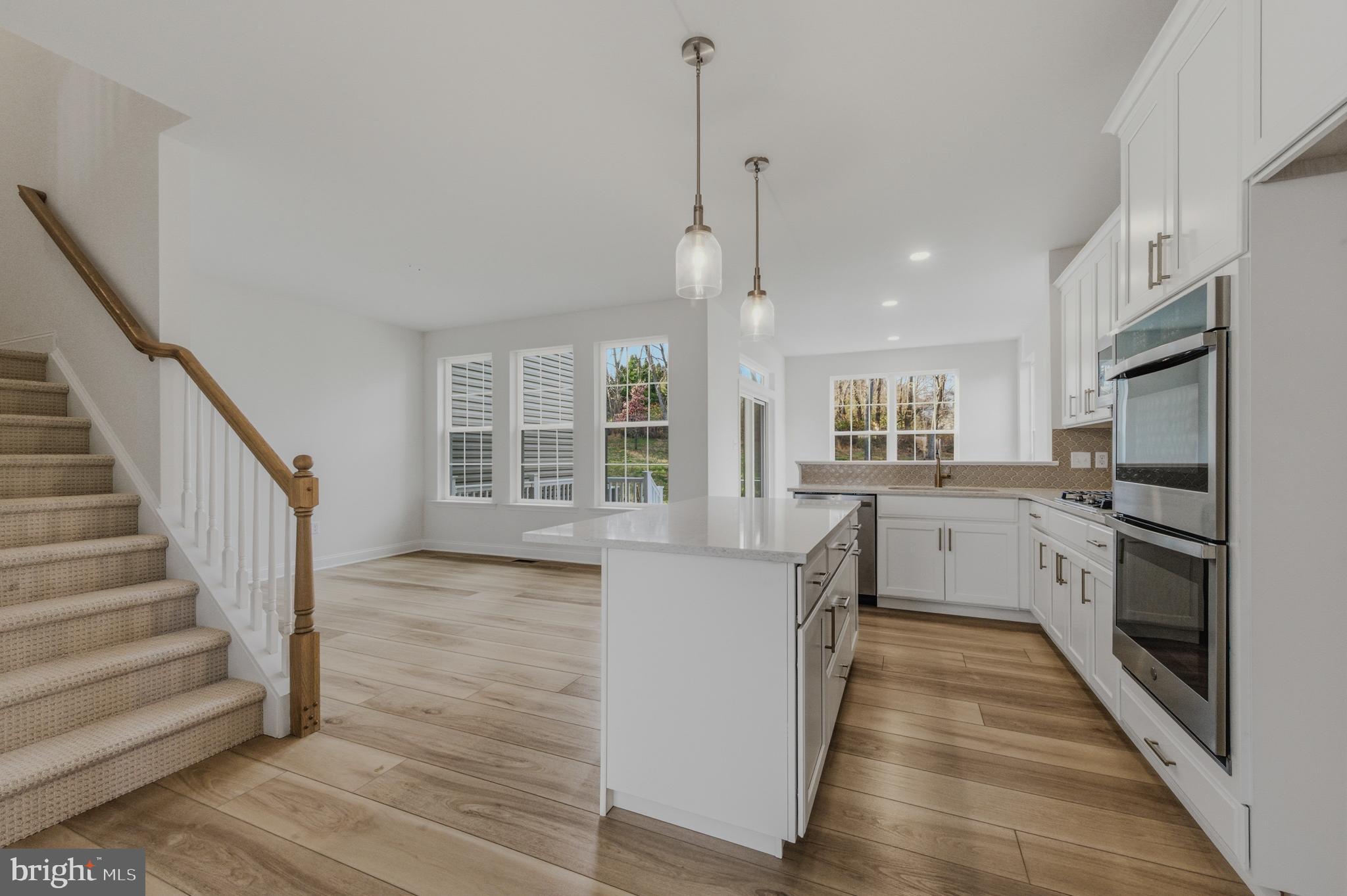 259 GROVE VIEW DRIVE