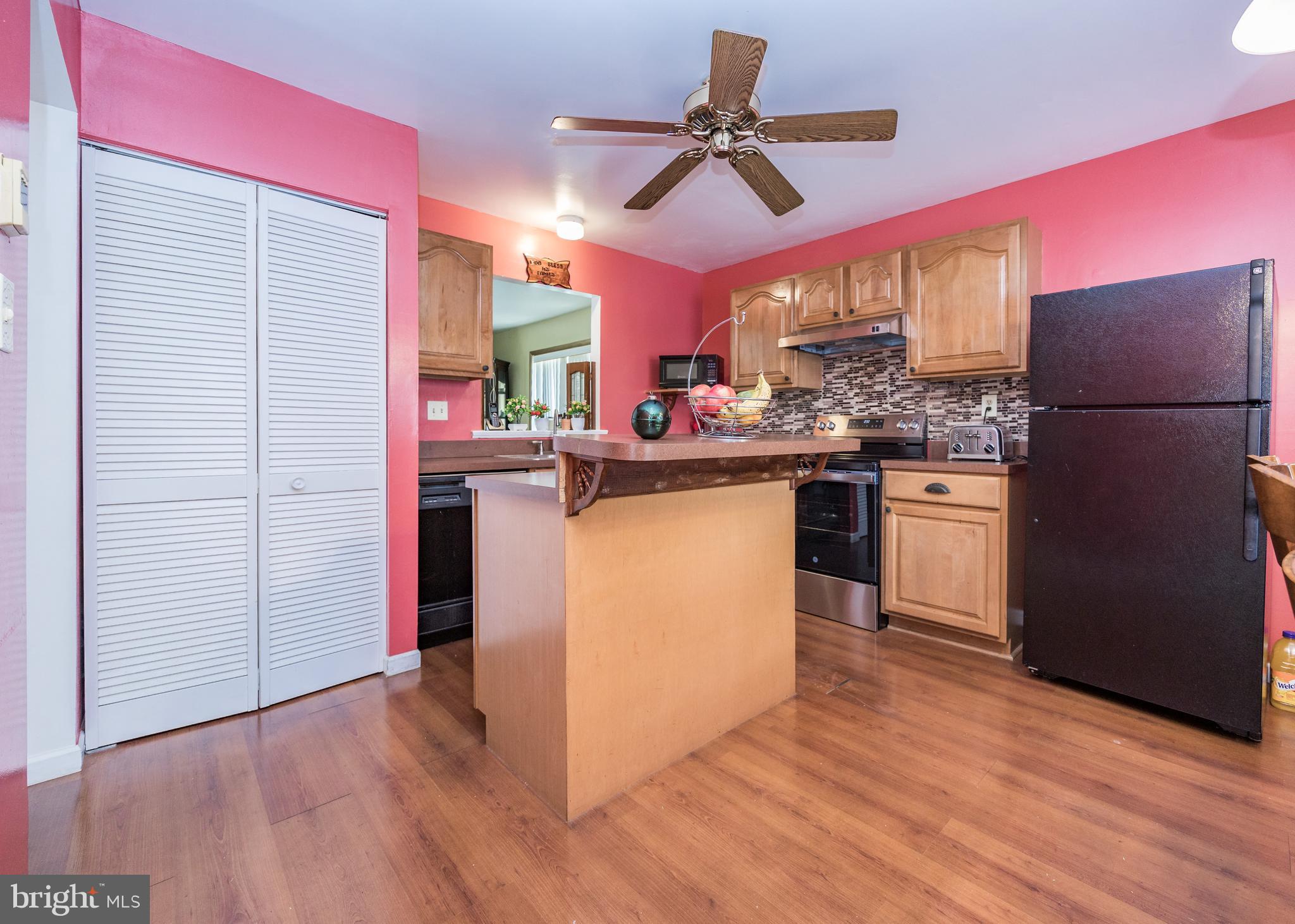 1136 OLD FORGE ROAD
