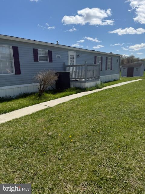 BUSH RIVER MANOR - Residential