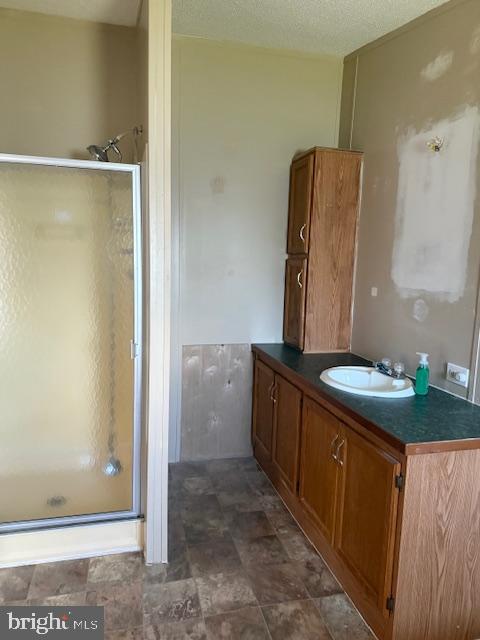 BUSH RIVER MANOR - Residential