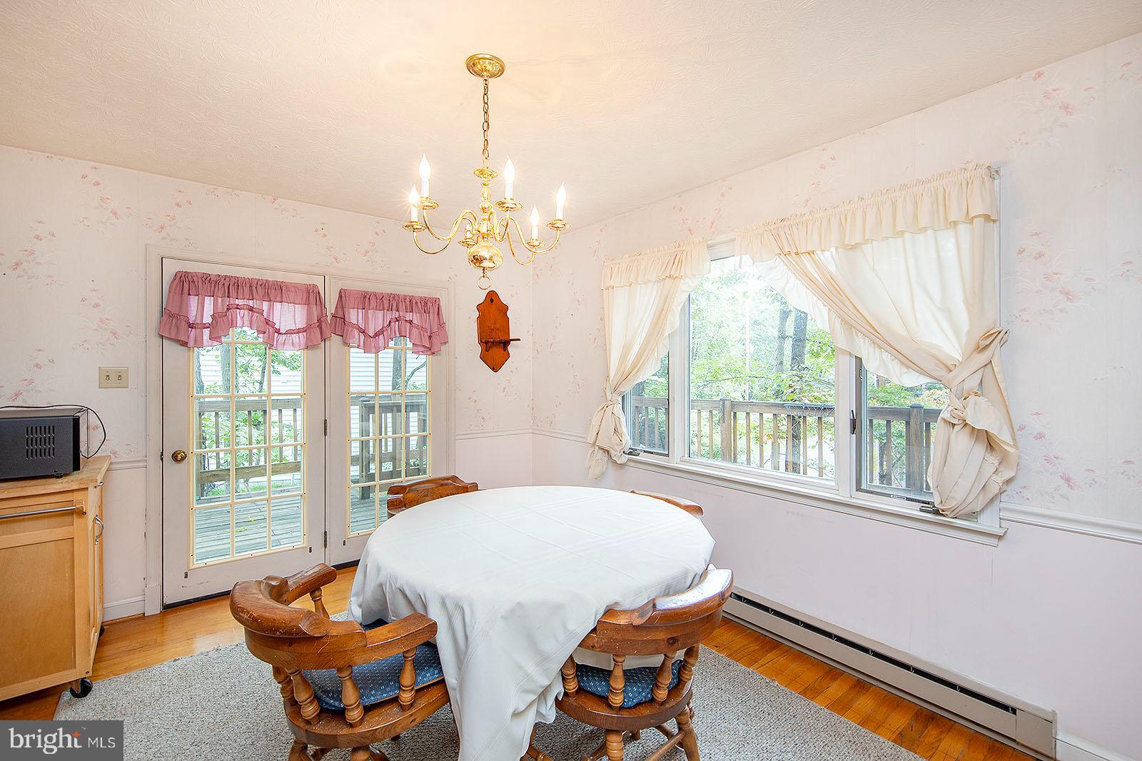 LAKE HOLIDAY ESTATES - Residential