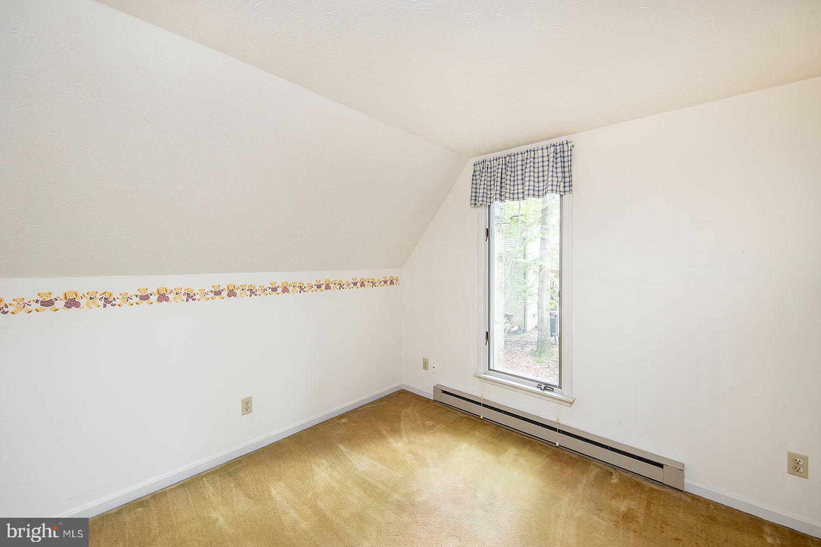 LAKE HOLIDAY ESTATES - Residential