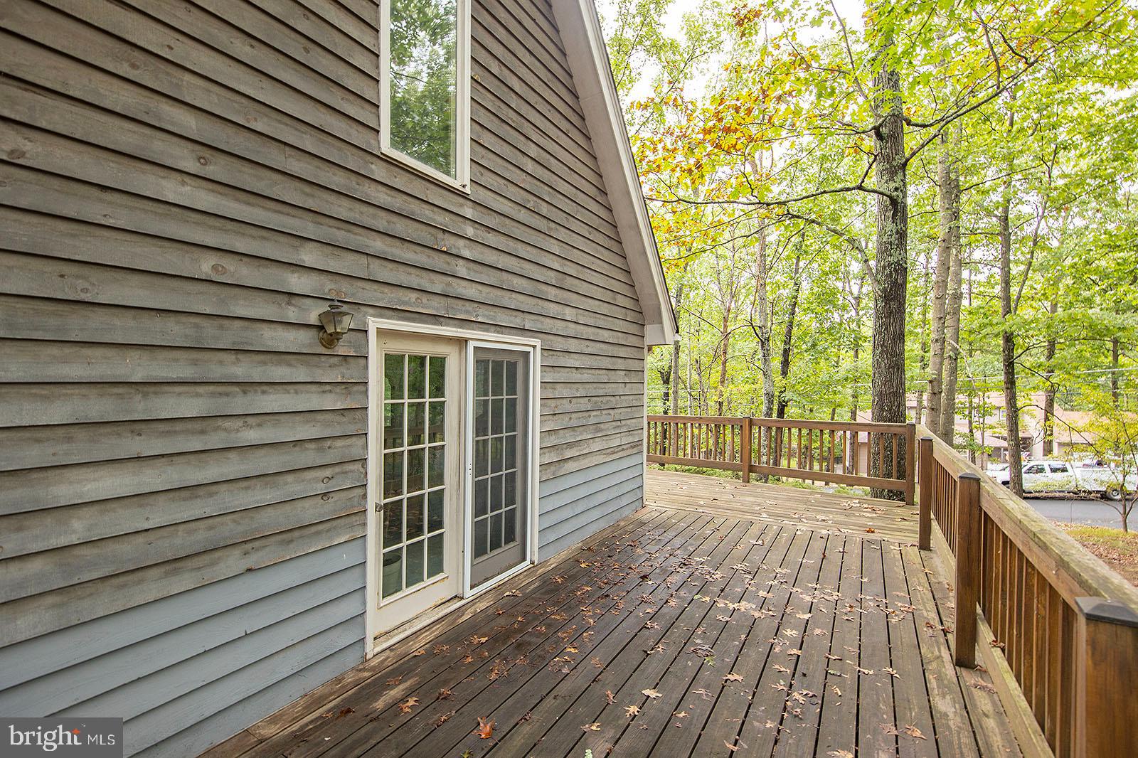 LAKE HOLIDAY ESTATES - Residential