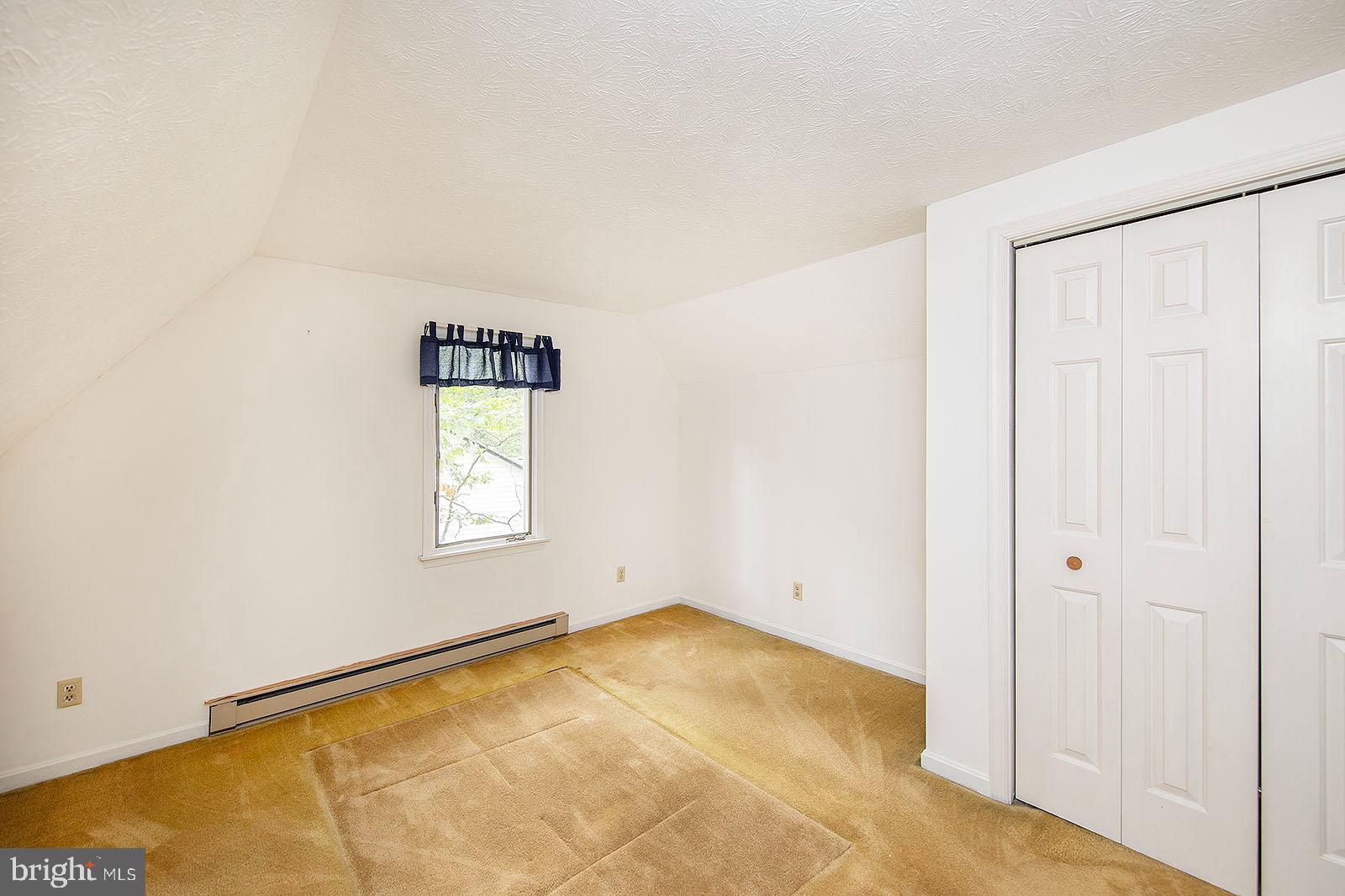 LAKE HOLIDAY ESTATES - Residential