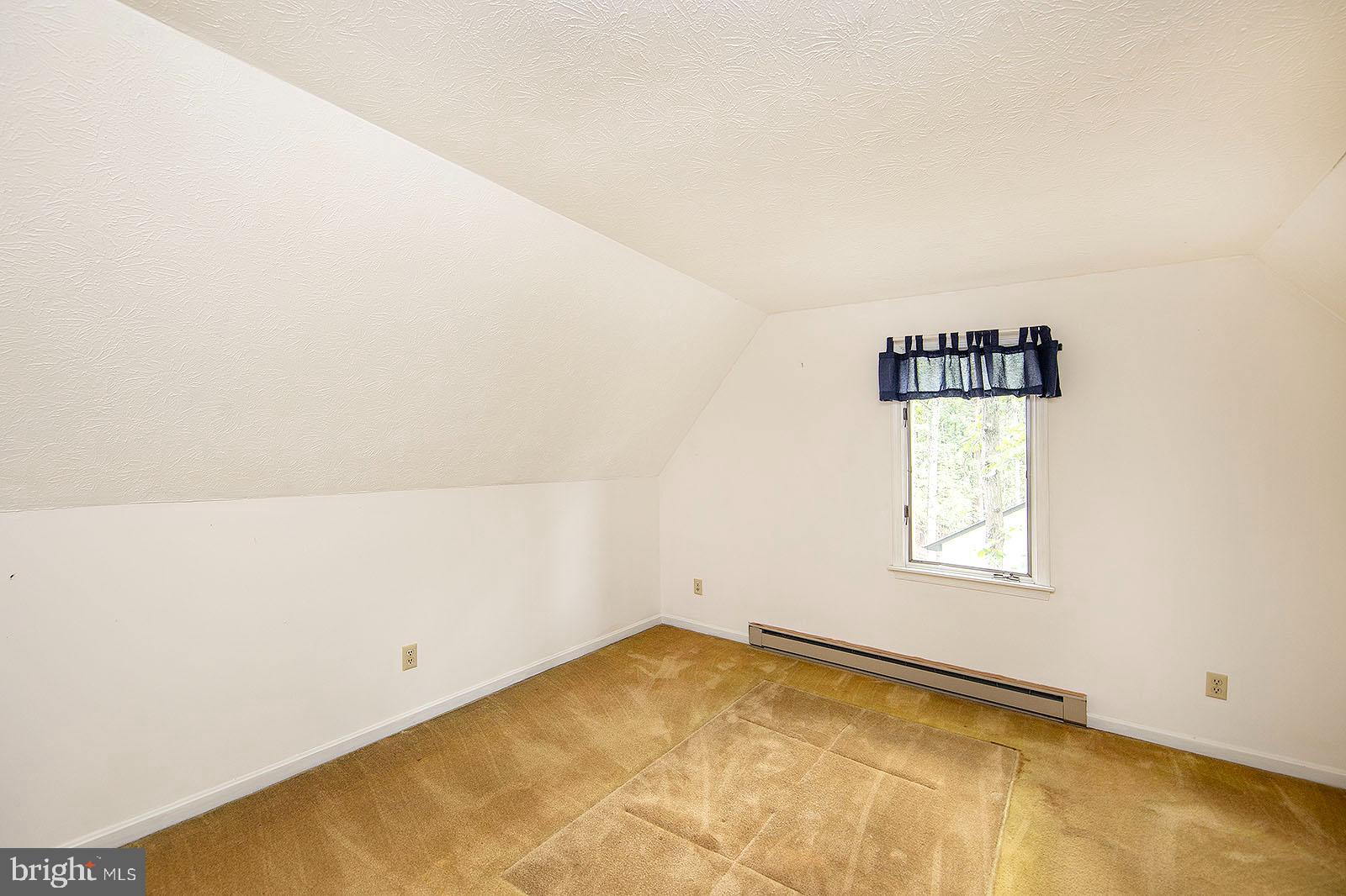 LAKE HOLIDAY ESTATES - Residential