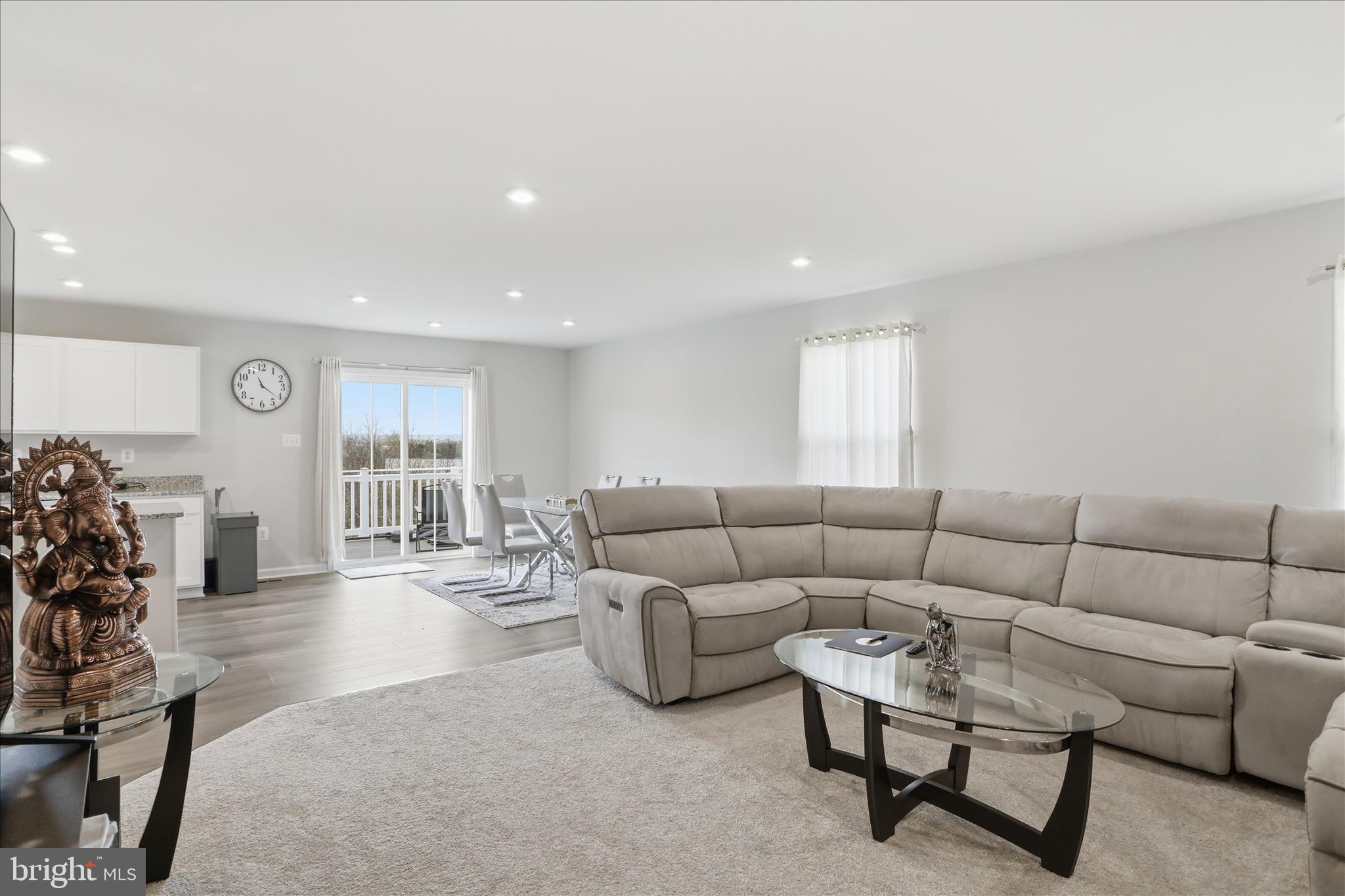 LAURICH GEMS SOUTH - Residential