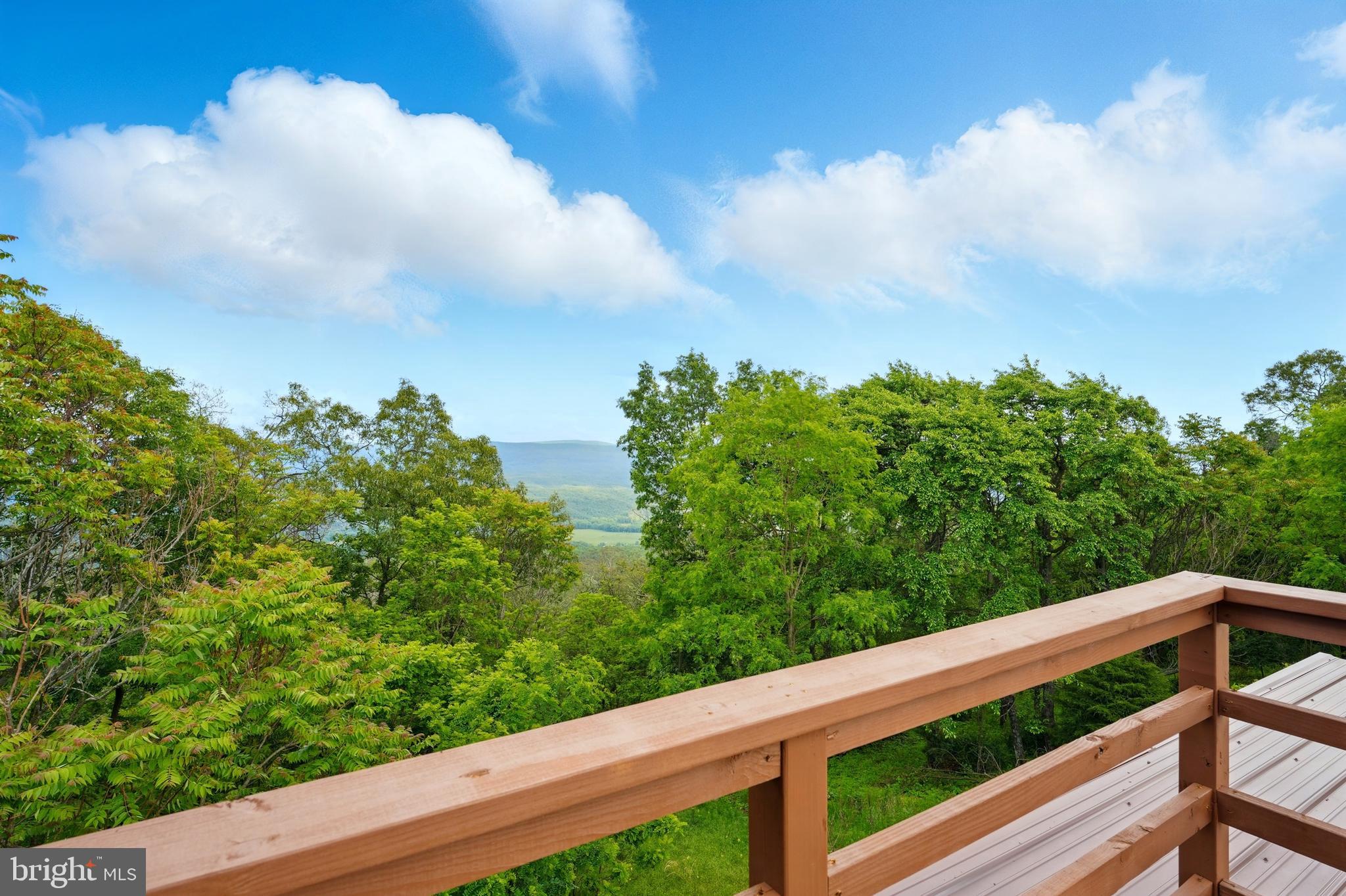 RIVER RIDGE - Residential