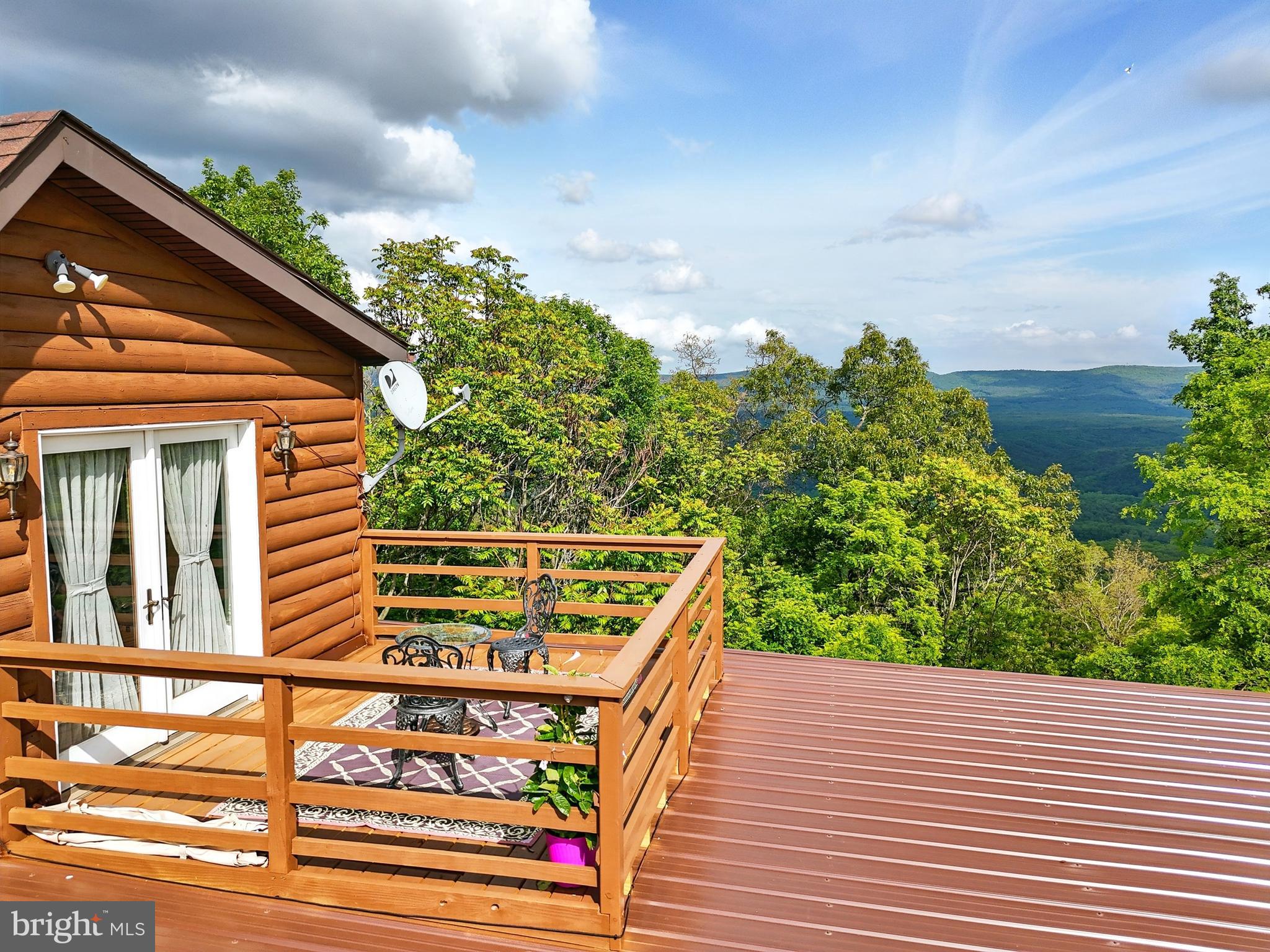 RIVER RIDGE - Residential