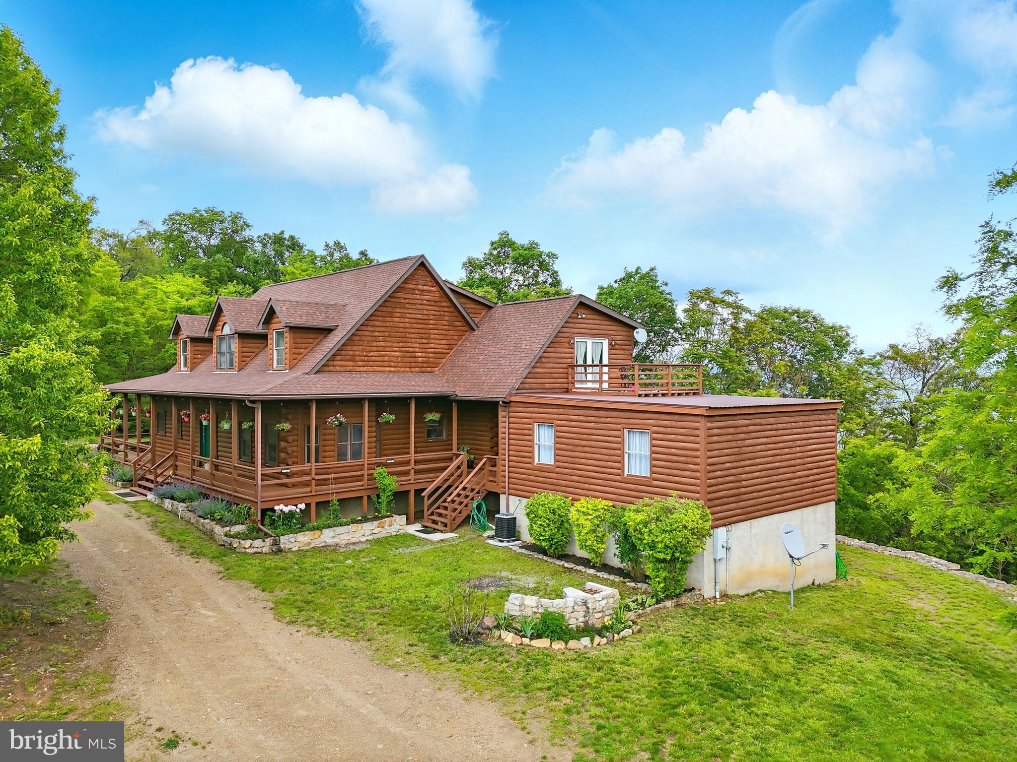 RIVER RIDGE - Residential