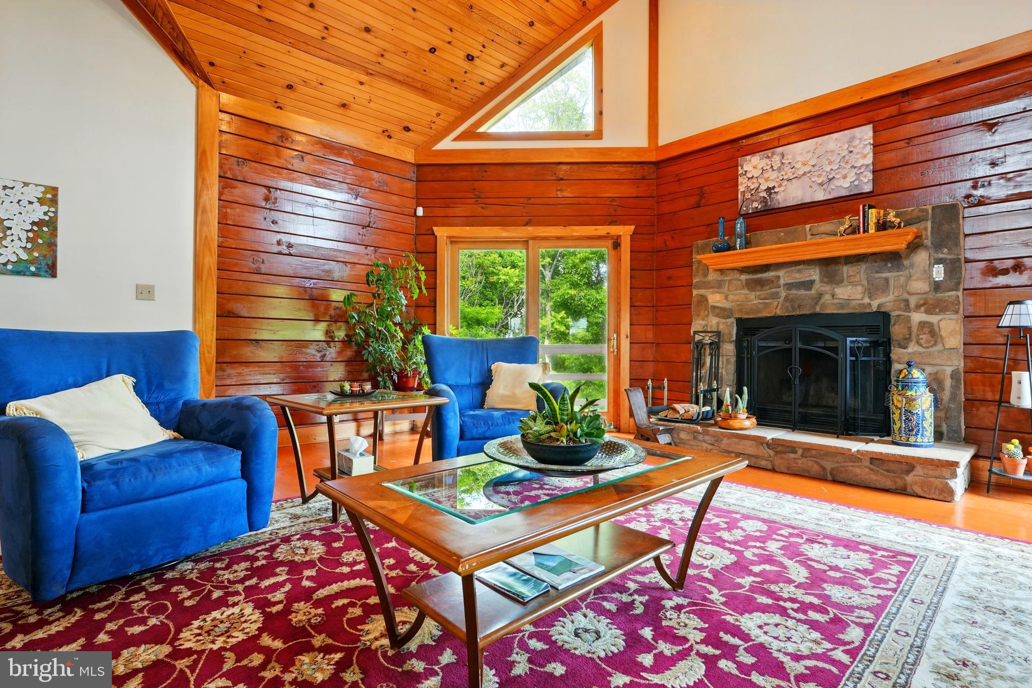 RIVER RIDGE - Residential