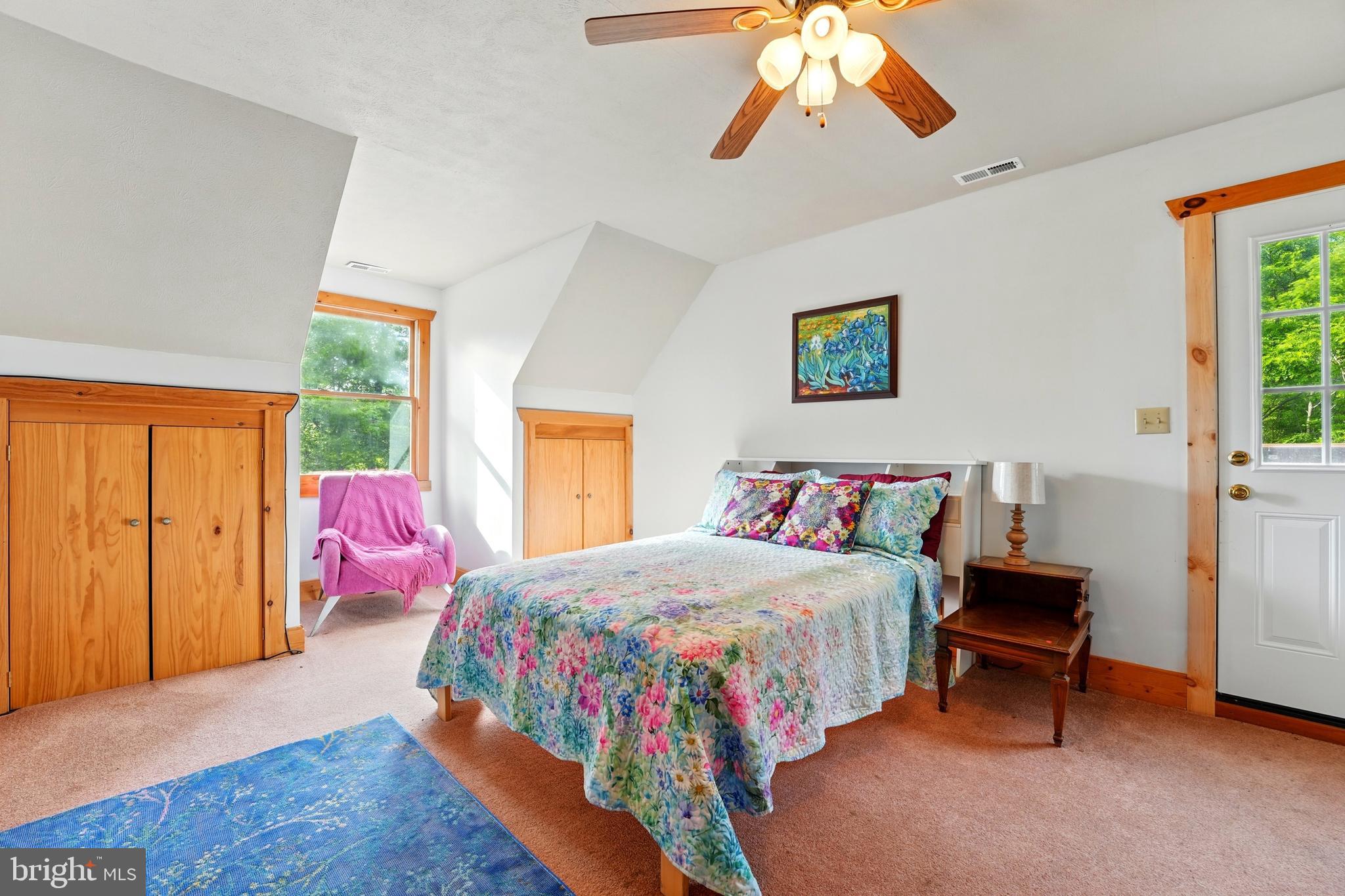 RIVER RIDGE - Residential