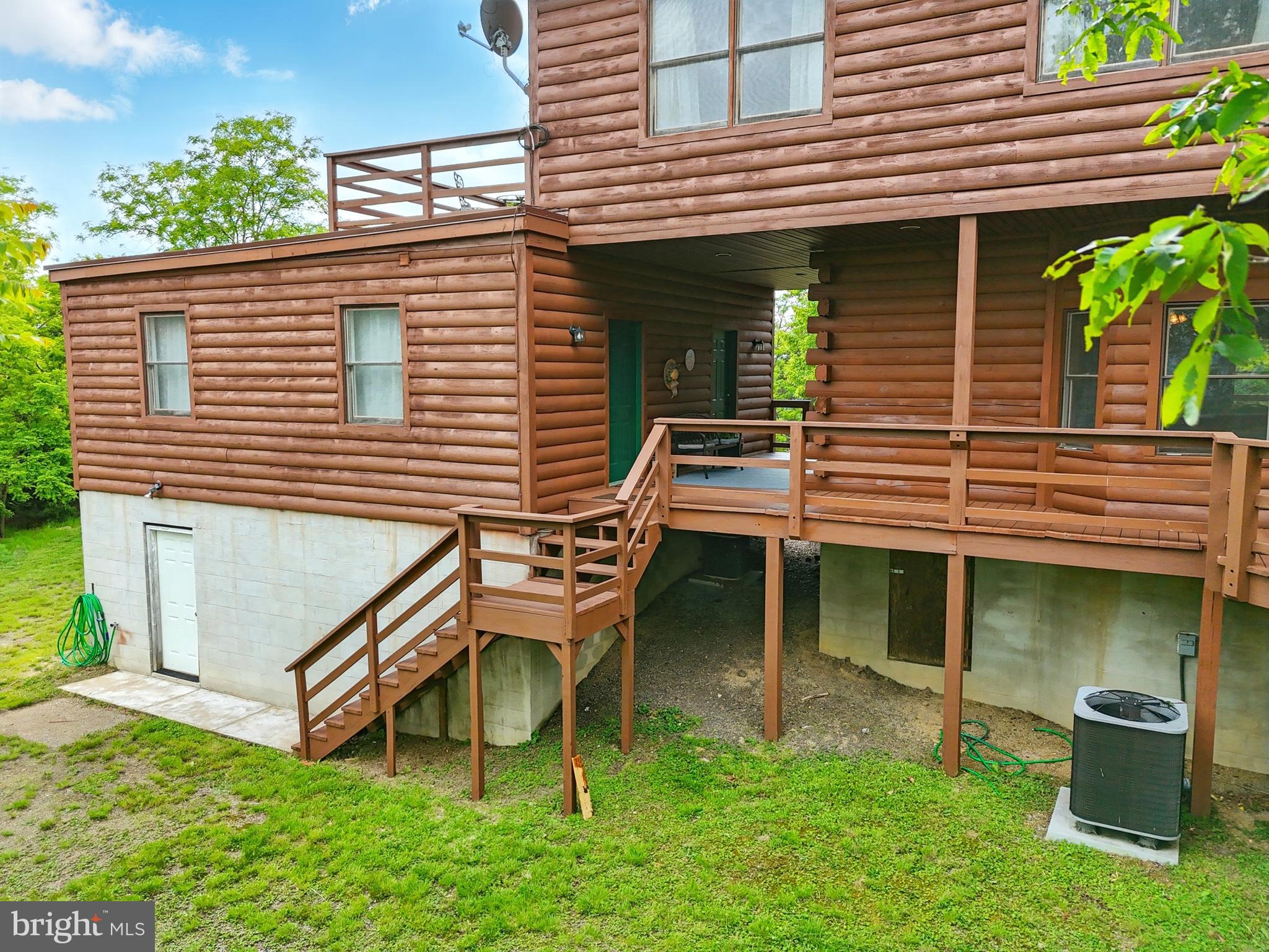 RIVER RIDGE - Residential