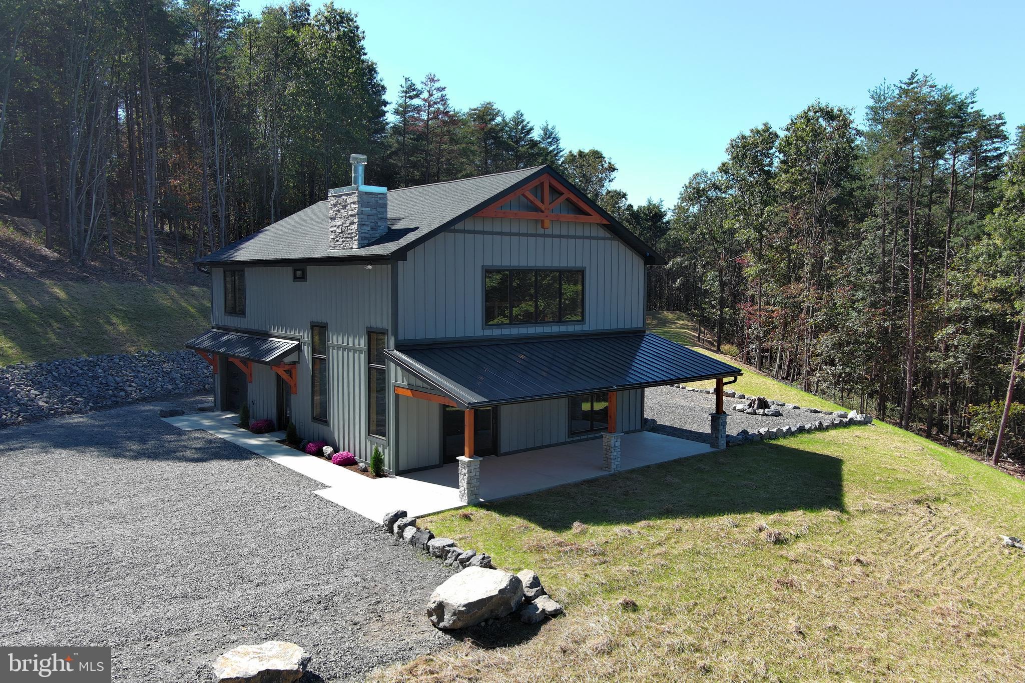 BLUFFS ON THE POTOMAC - Residential