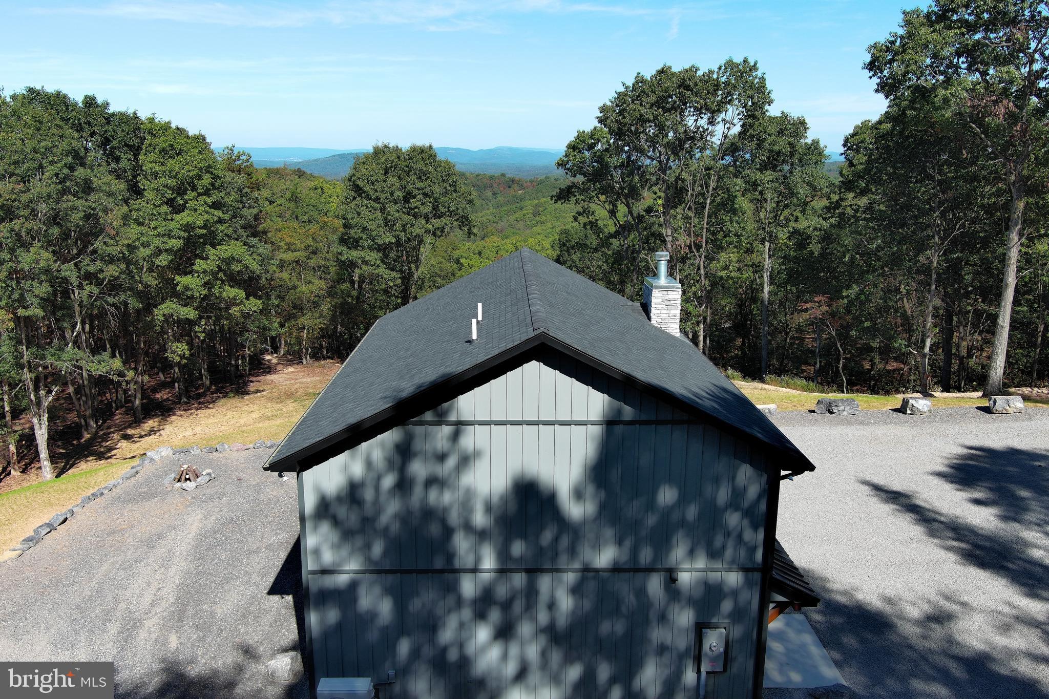 BLUFFS ON THE POTOMAC - Residential