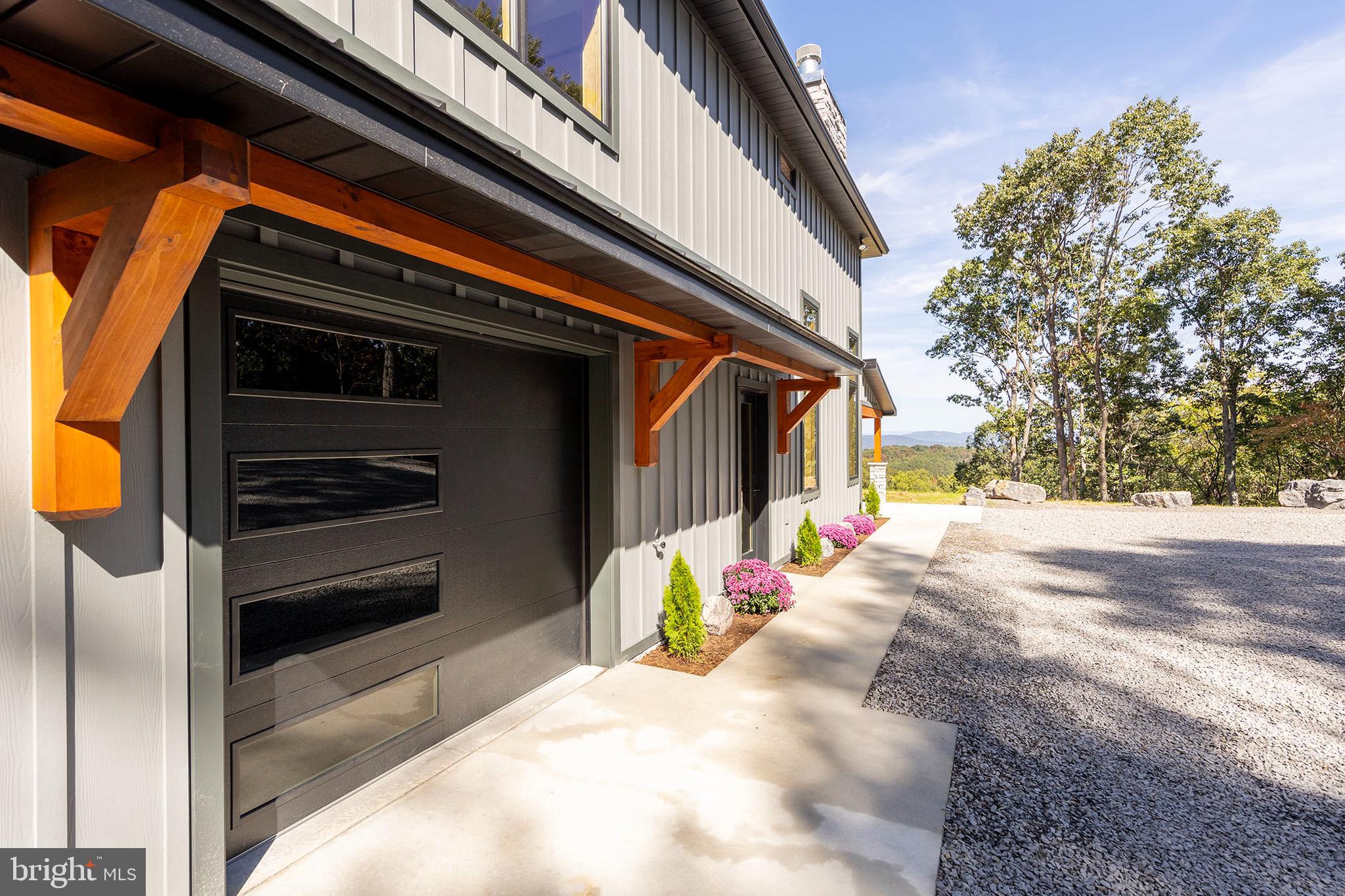 BLUFFS ON THE POTOMAC - Residential