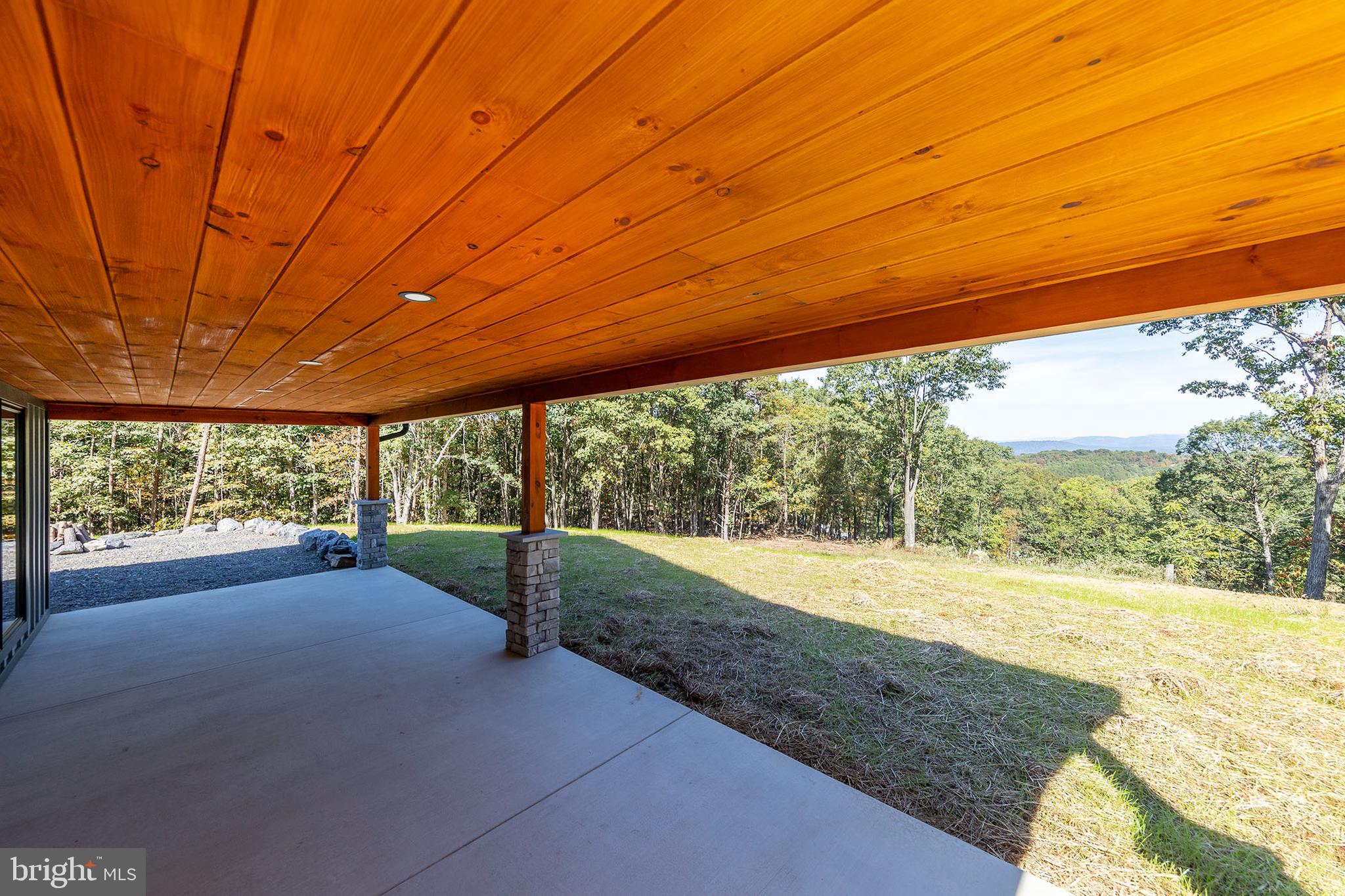 BLUFFS ON THE POTOMAC - Residential
