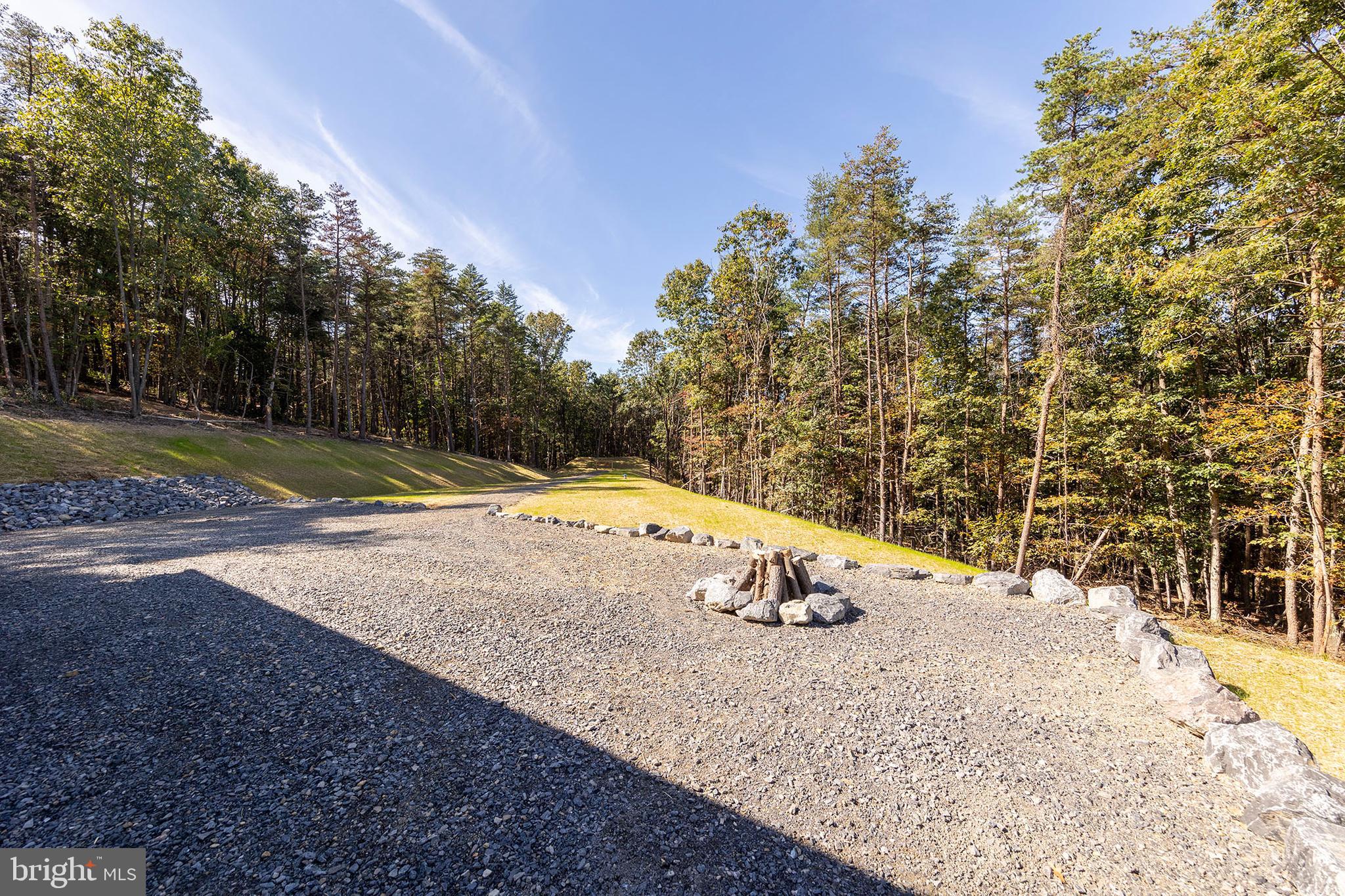 BLUFFS ON THE POTOMAC - Residential