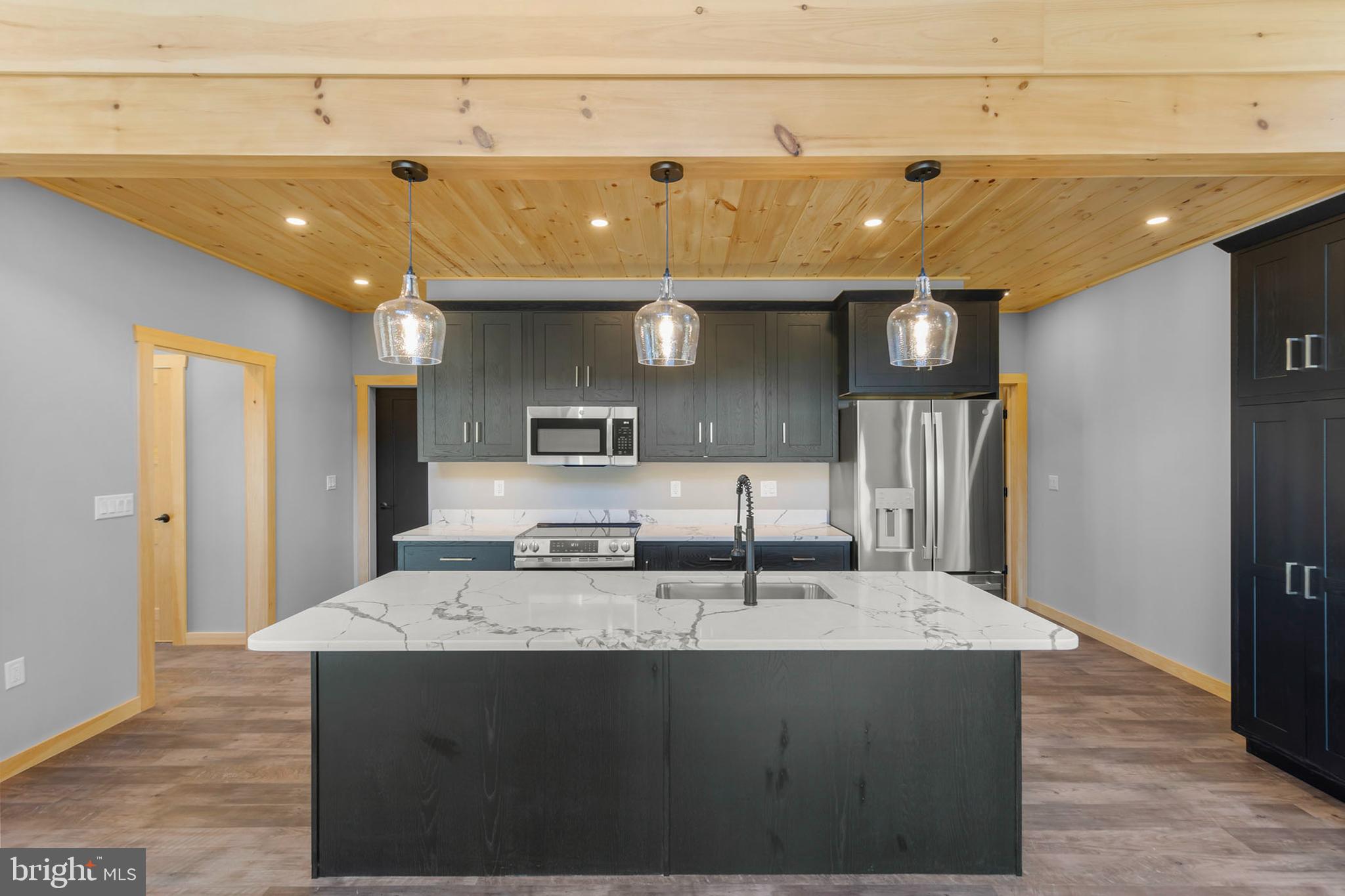 BLUFFS ON THE POTOMAC - Residential