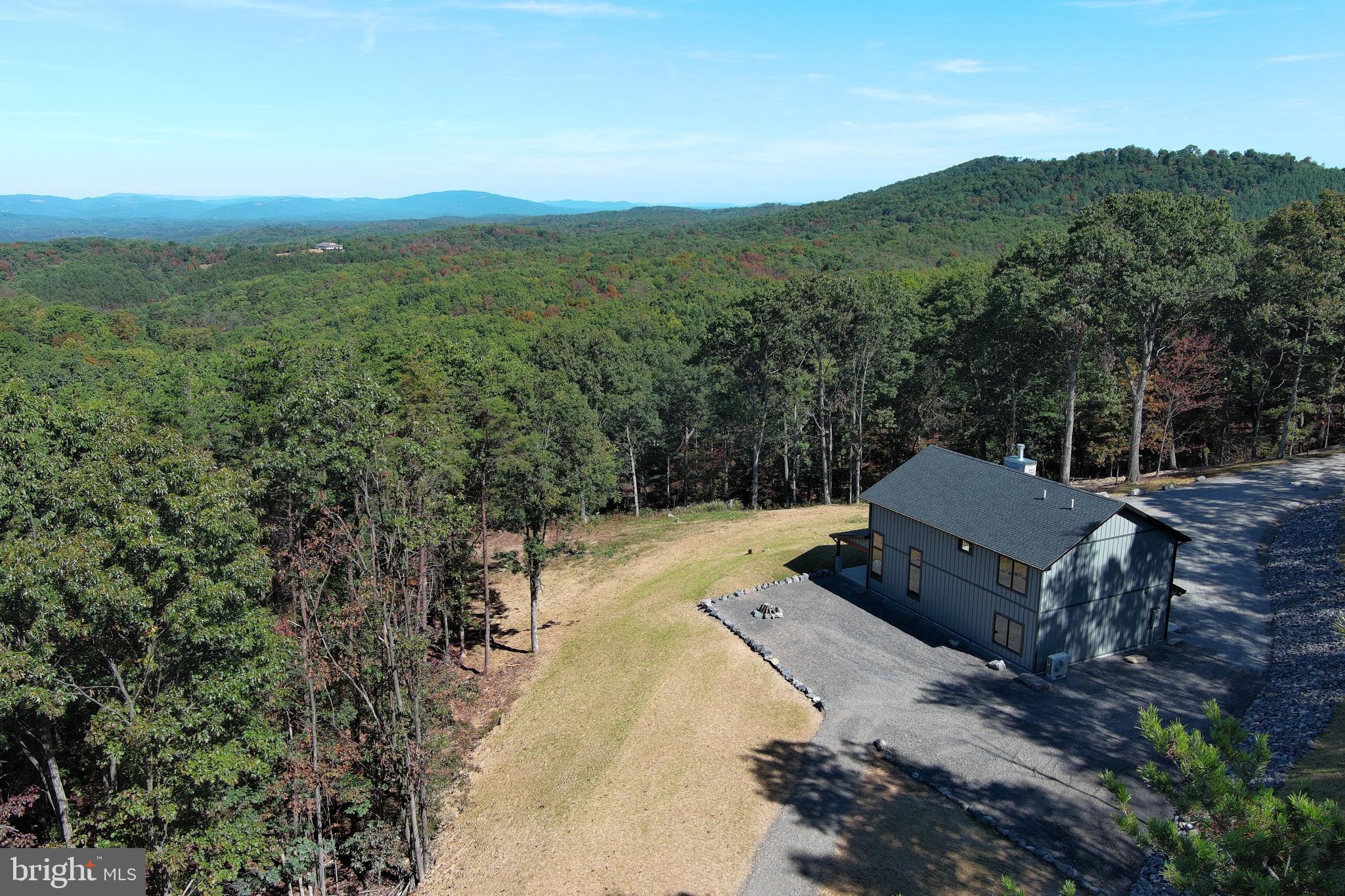 BLUFFS ON THE POTOMAC - Residential
